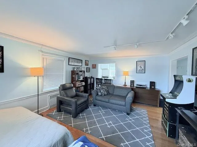 43 Forest Avenue, Hempstead, NY, 2 Rooms Rooms,1 BathroomBathrooms,Residential,For Rent,Forest,0,1011563 43 Forest Avenue, Hempstead, NY, 2 Rooms Rooms,1 BathroomBathrooms,Residential,For Rent,Forest,0,1011563