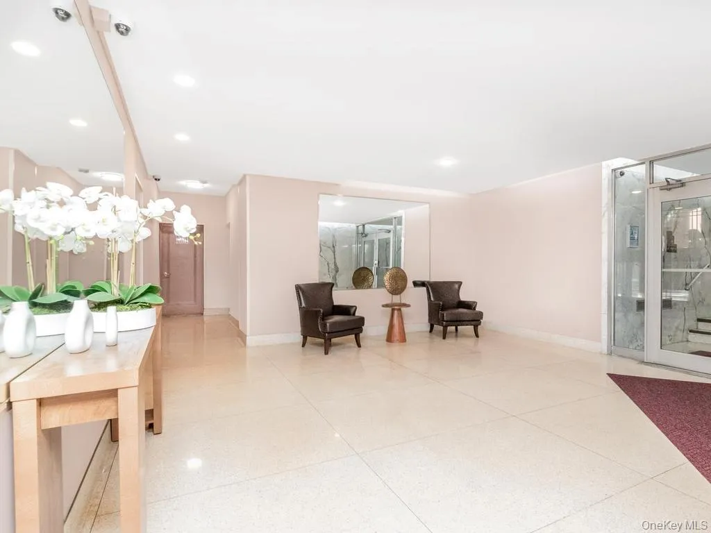 525 West 236th Street, New York, NY, 2 Rooms Rooms,1 BathroomBathrooms,Residential,For Rent,West 236th,0,1011569 525 West 236th Street, New York, NY, 2 Rooms Rooms,1 BathroomBathrooms,Residential,For Rent,West 236th,0,1011569
