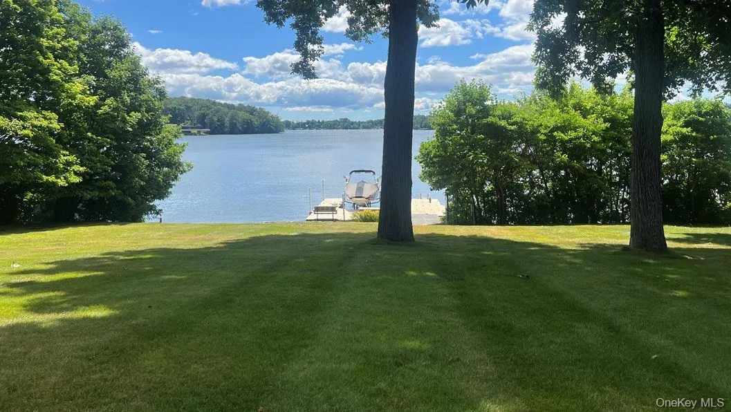 248 West Lake Boulevard, Carmel, NY, 2 Bedrooms Bedrooms, 6 Rooms Rooms,3 BathroomsBathrooms,Residential Lease,For Rent,West Lake,0,1011570 248 West Lake Boulevard, Carmel, NY, 2 Bedrooms Bedrooms, 6 Rooms Rooms,3 BathroomsBathrooms,Residential Lease,For Rent,West Lake,0,1011570