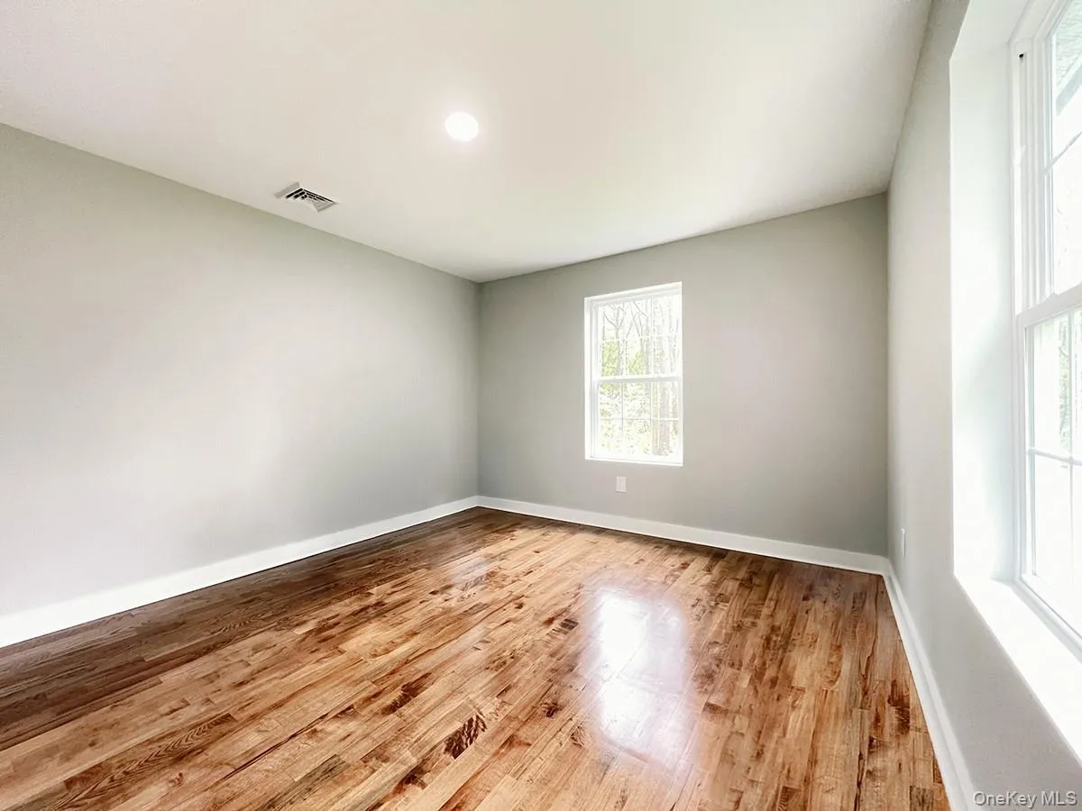 82 Hampton Road, Marlboro, NY, 4 Bedrooms Bedrooms, 8 Rooms Rooms,3 BathroomsBathrooms,Residential,For Rent,Hampton,0,1011572 82 Hampton Road, Marlboro, NY, 4 Bedrooms Bedrooms, 8 Rooms Rooms,3 BathroomsBathrooms,Residential,For Rent,Hampton,0,1011572