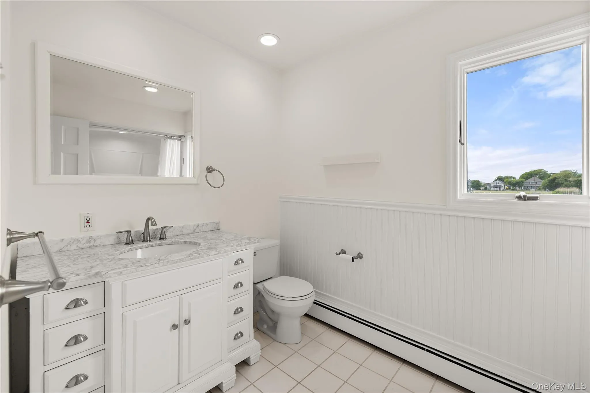 154 Sunset Drive, Islip, NY, 4 Bedrooms Bedrooms, 10 Rooms Rooms,2 BathroomsBathrooms,Residential,For Rent,Sunset,0,1011580 154 Sunset Drive, Islip, NY, 4 Bedrooms Bedrooms, 10 Rooms Rooms,2 BathroomsBathrooms,Residential,For Rent,Sunset,0,1011580