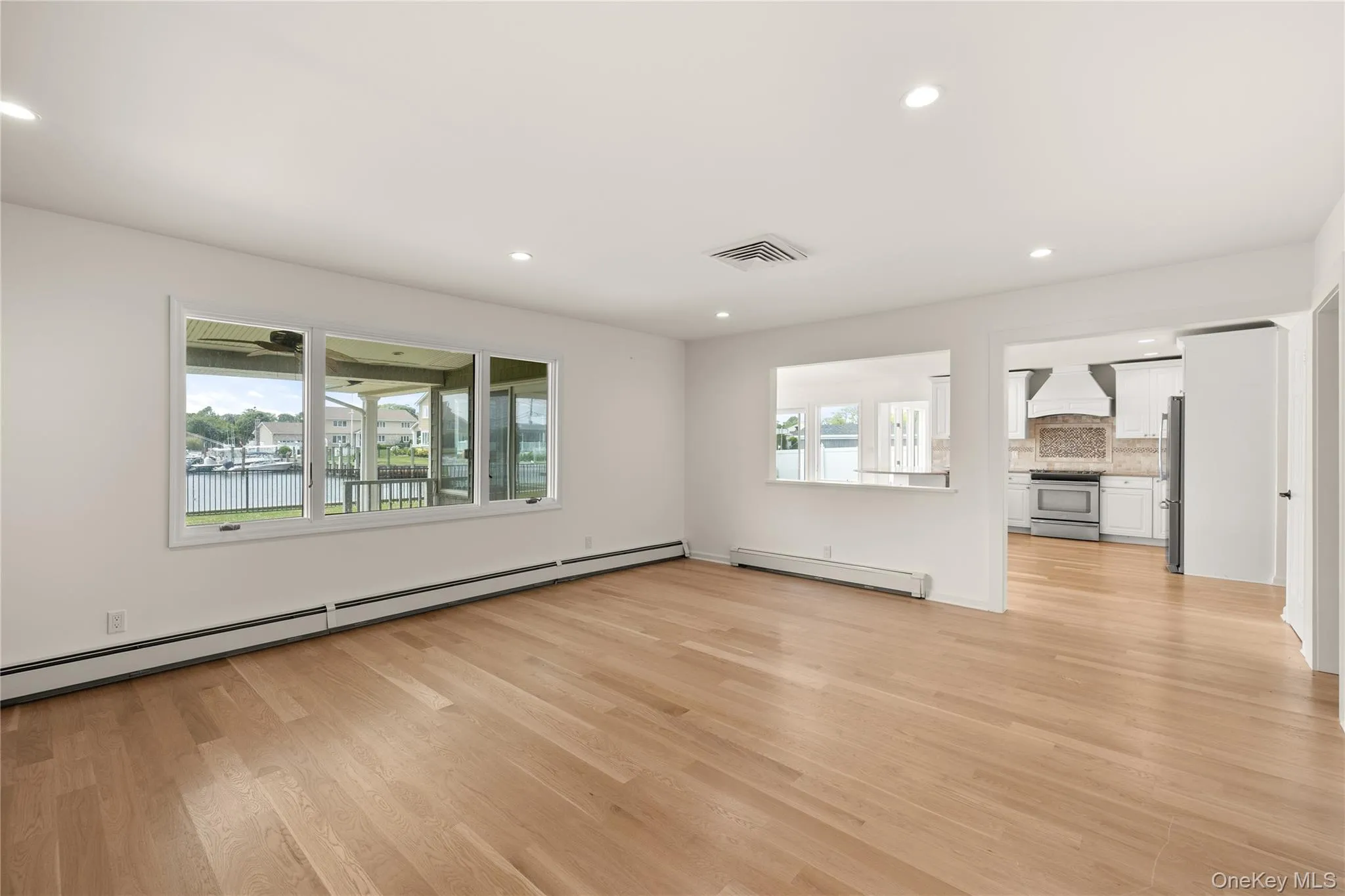 154 Sunset Drive, Islip, NY, 4 Bedrooms Bedrooms, 10 Rooms Rooms,2 BathroomsBathrooms,Residential,For Rent,Sunset,0,1011580 154 Sunset Drive, Islip, NY, 4 Bedrooms Bedrooms, 10 Rooms Rooms,2 BathroomsBathrooms,Residential,For Rent,Sunset,0,1011580