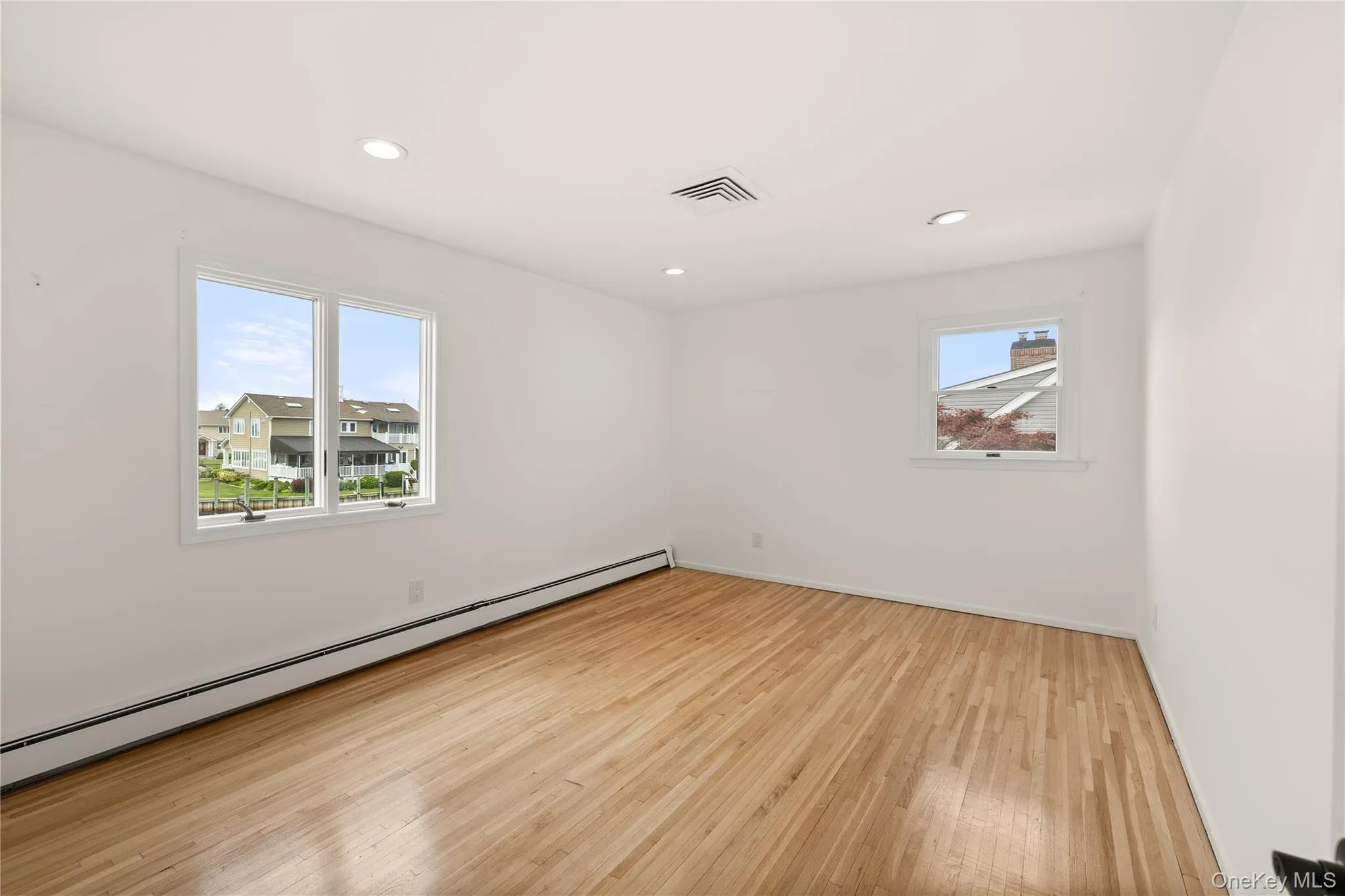 154 Sunset Drive, Islip, NY, 4 Bedrooms Bedrooms, 10 Rooms Rooms,2 BathroomsBathrooms,Residential,For Rent,Sunset,0,1011580 154 Sunset Drive, Islip, NY, 4 Bedrooms Bedrooms, 10 Rooms Rooms,2 BathroomsBathrooms,Residential,For Rent,Sunset,0,1011580