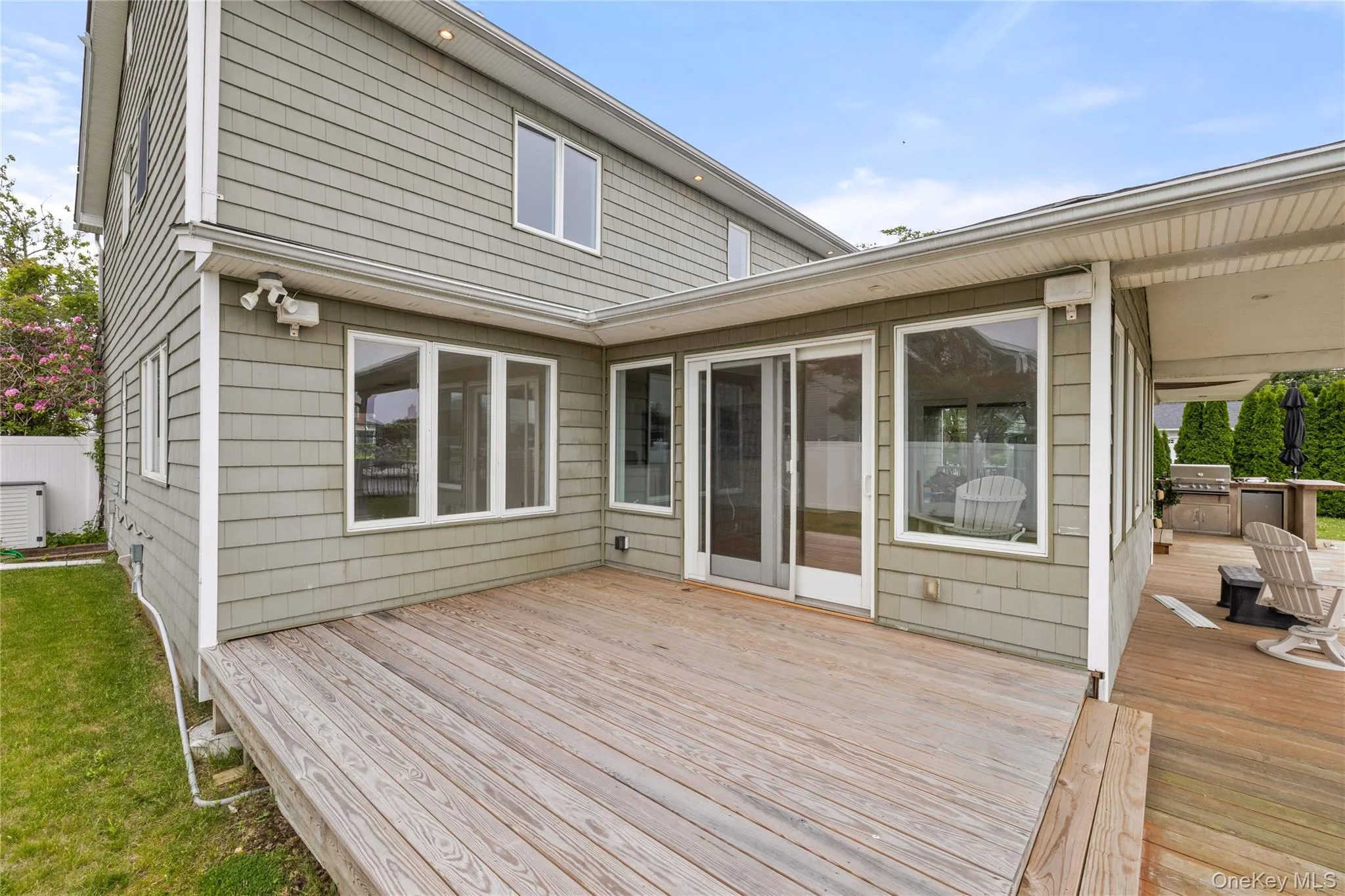 154 Sunset Drive, Islip, NY, 4 Bedrooms Bedrooms, 10 Rooms Rooms,2 BathroomsBathrooms,Residential,For Rent,Sunset,0,1011580 154 Sunset Drive, Islip, NY, 4 Bedrooms Bedrooms, 10 Rooms Rooms,2 BathroomsBathrooms,Residential,For Rent,Sunset,0,1011580