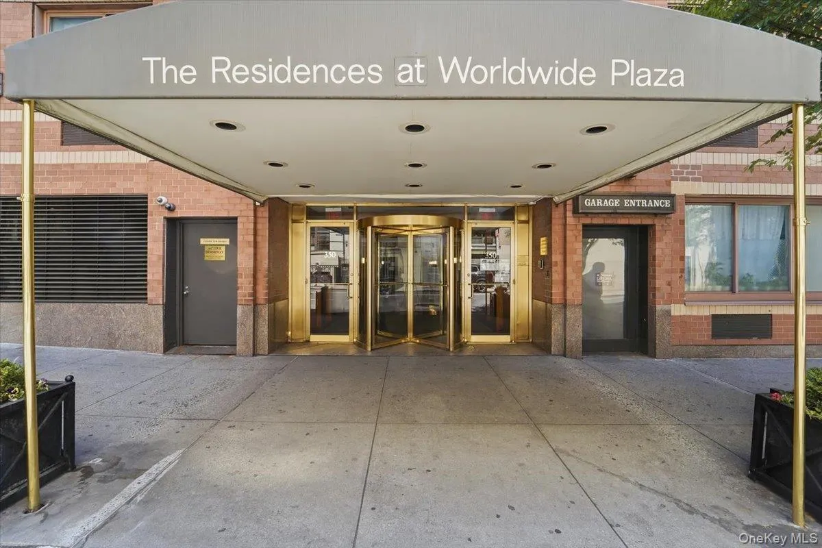350 50th Street, New York, NY, 1 Room Rooms,1 BathroomBathrooms,Residential,For Rent,50th,0,1011584 350 50th Street, New York, NY, 1 Room Rooms,1 BathroomBathrooms,Residential,For Rent,50th,0,1011584