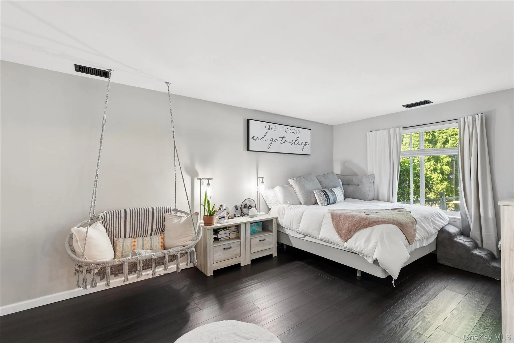 1004 Skyline Drive, Brookhaven, NY, 2 Bedrooms Bedrooms, 5 Rooms Rooms,2 BathroomsBathrooms,Residential,For Rent,Skyline,0,1011586 1004 Skyline Drive, Brookhaven, NY, 2 Bedrooms Bedrooms, 5 Rooms Rooms,2 BathroomsBathrooms,Residential,For Rent,Skyline,0,1011586