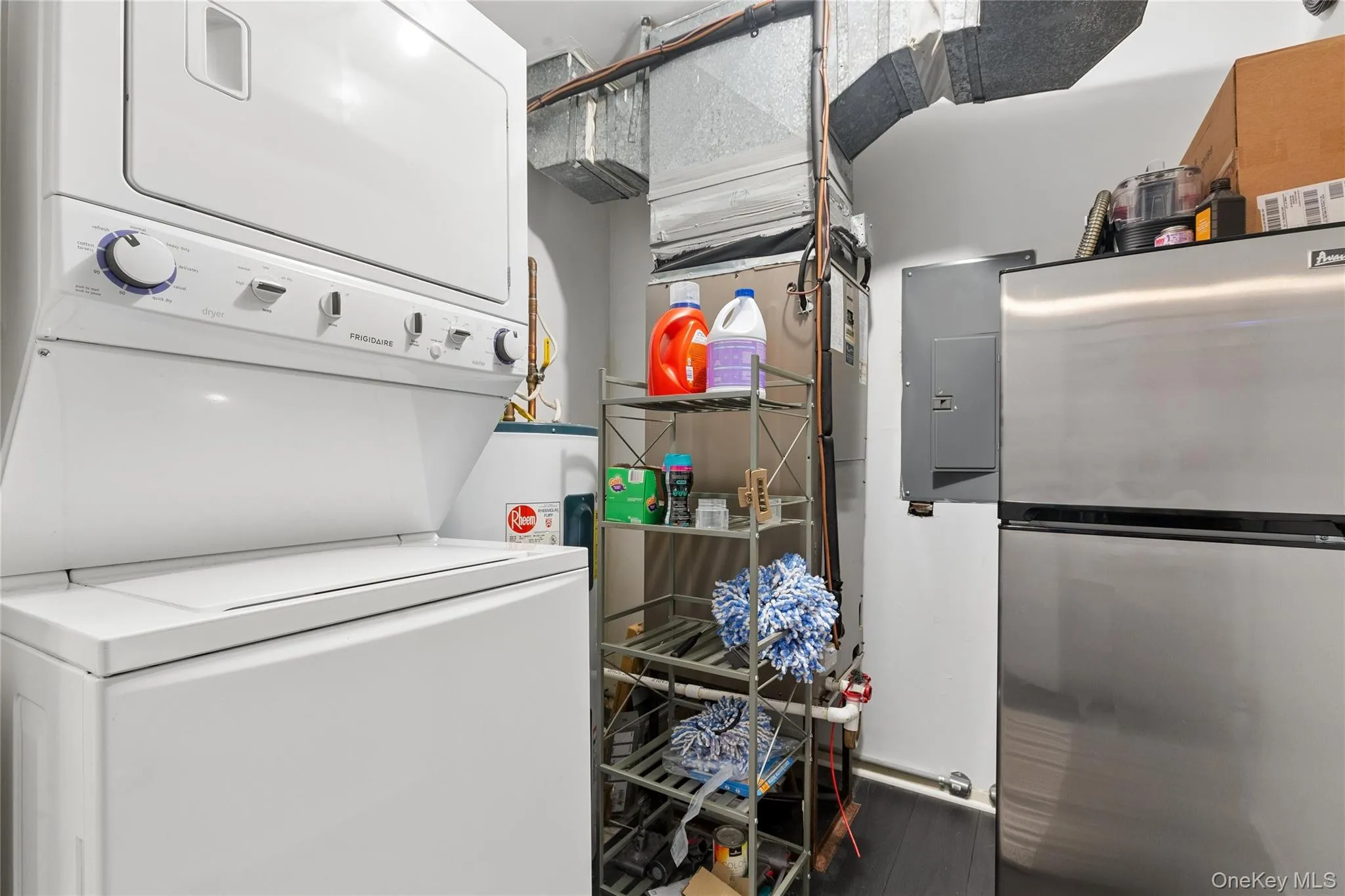 1004 Skyline Drive, Brookhaven, NY, 2 Bedrooms Bedrooms, 5 Rooms Rooms,2 BathroomsBathrooms,Residential,For Rent,Skyline,0,1011586 1004 Skyline Drive, Brookhaven, NY, 2 Bedrooms Bedrooms, 5 Rooms Rooms,2 BathroomsBathrooms,Residential,For Rent,Skyline,0,1011586