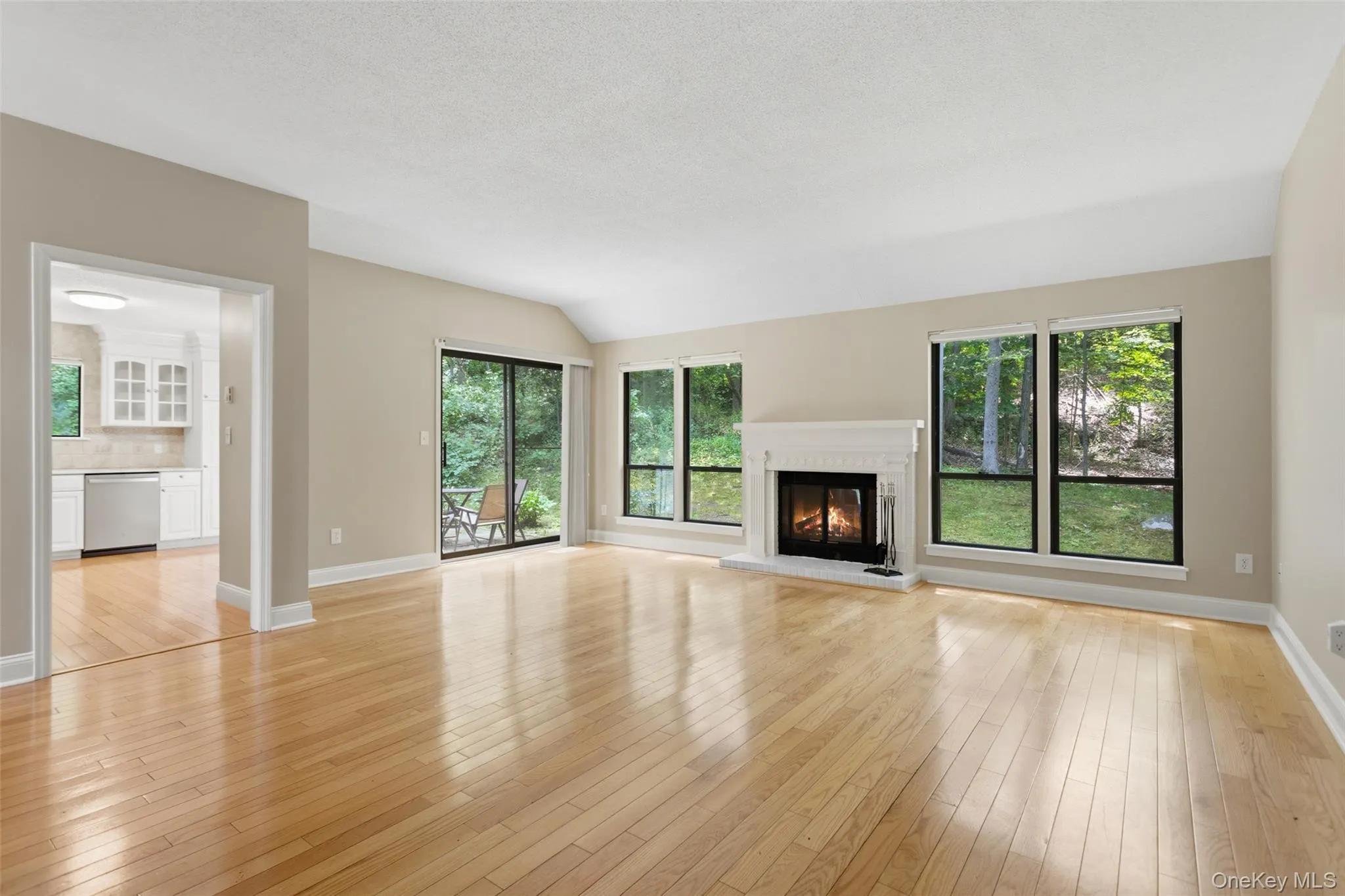 451 Heritage Hills, Somers, NY, 1 Bedroom Bedrooms, 4 Rooms Rooms,1 BathroomBathrooms,Residential,For Rent,Heritage,0,1011587 451 Heritage Hills, Somers, NY, 1 Bedroom Bedrooms, 4 Rooms Rooms,1 BathroomBathrooms,Residential,For Rent,Heritage,0,1011587