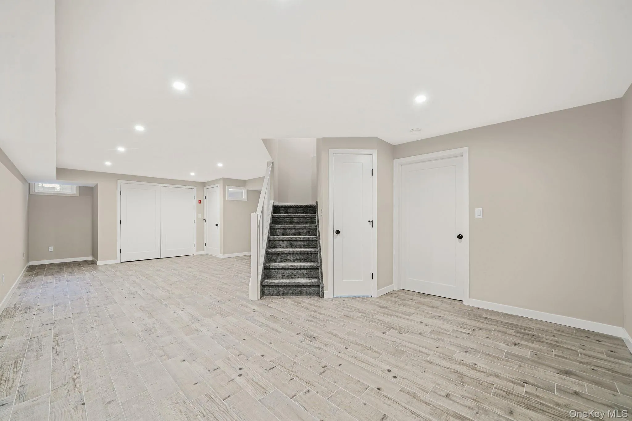 21 Vantage Court, Brookhaven, NY, 3 Bedrooms Bedrooms, 6 Rooms Rooms,3 BathroomsBathrooms,Residential,For Rent,Vantage,0,1011588 21 Vantage Court, Brookhaven, NY, 3 Bedrooms Bedrooms, 6 Rooms Rooms,3 BathroomsBathrooms,Residential,For Rent,Vantage,0,1011588