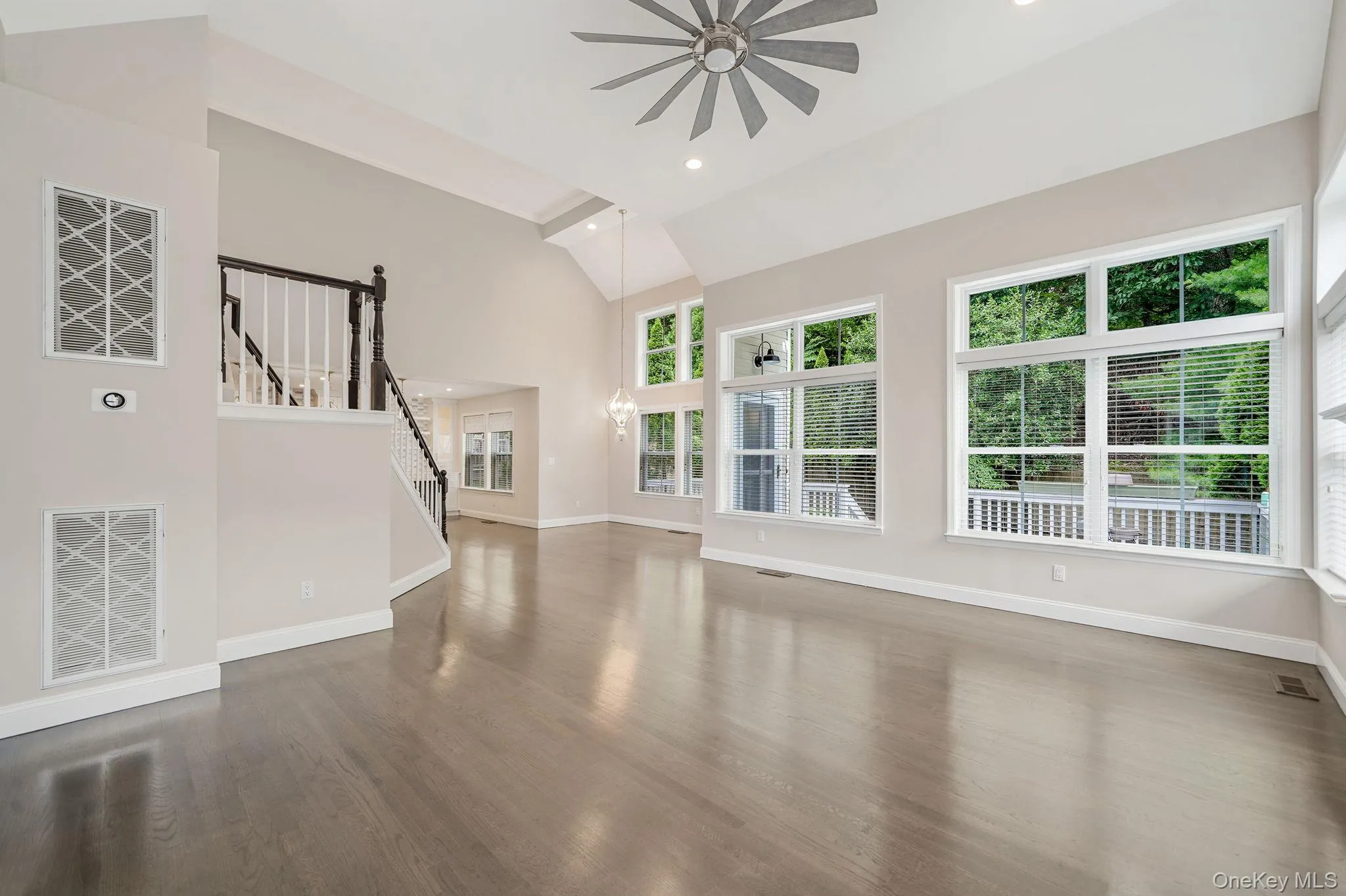21 Vantage Court, Brookhaven, NY, 3 Bedrooms Bedrooms, 6 Rooms Rooms,3 BathroomsBathrooms,Residential,For Rent,Vantage,0,1011588 21 Vantage Court, Brookhaven, NY, 3 Bedrooms Bedrooms, 6 Rooms Rooms,3 BathroomsBathrooms,Residential,For Rent,Vantage,0,1011588