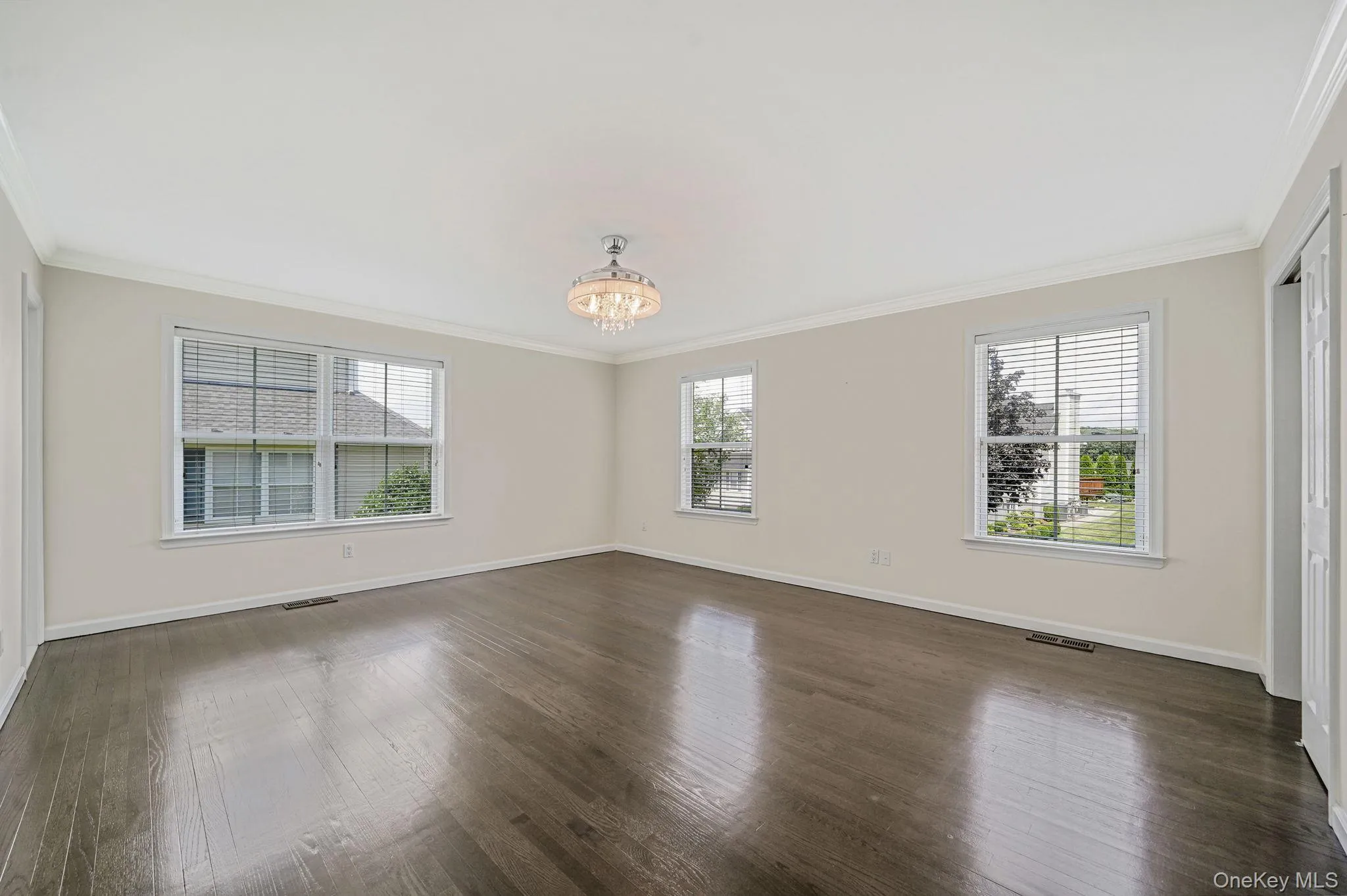 21 Vantage Court, Brookhaven, NY, 3 Bedrooms Bedrooms, 6 Rooms Rooms,3 BathroomsBathrooms,Residential,For Rent,Vantage,0,1011588 21 Vantage Court, Brookhaven, NY, 3 Bedrooms Bedrooms, 6 Rooms Rooms,3 BathroomsBathrooms,Residential,For Rent,Vantage,0,1011588