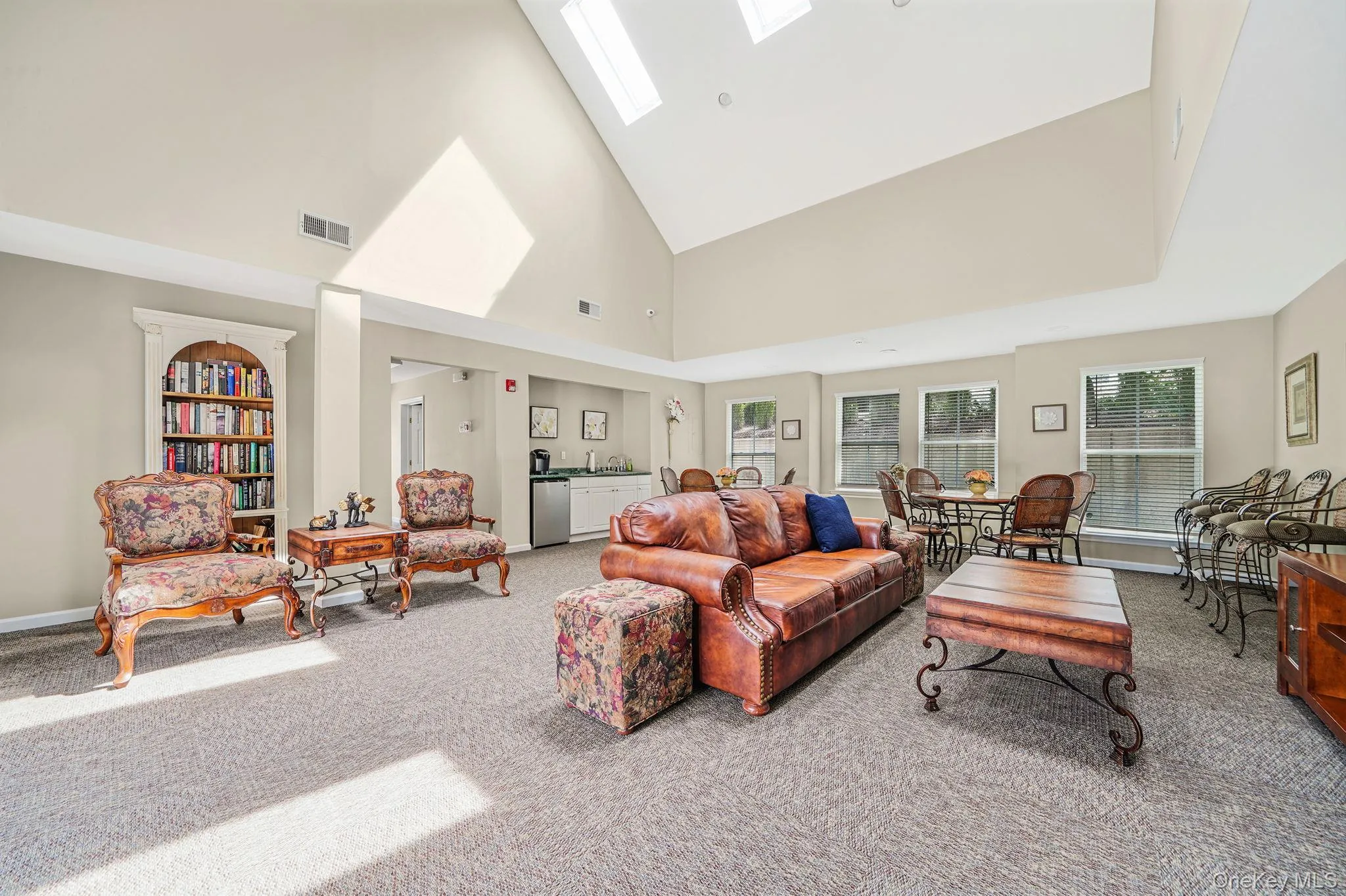 21 Vantage Court, Brookhaven, NY, 3 Bedrooms Bedrooms, 6 Rooms Rooms,3 BathroomsBathrooms,Residential,For Rent,Vantage,0,1011588 21 Vantage Court, Brookhaven, NY, 3 Bedrooms Bedrooms, 6 Rooms Rooms,3 BathroomsBathrooms,Residential,For Rent,Vantage,0,1011588