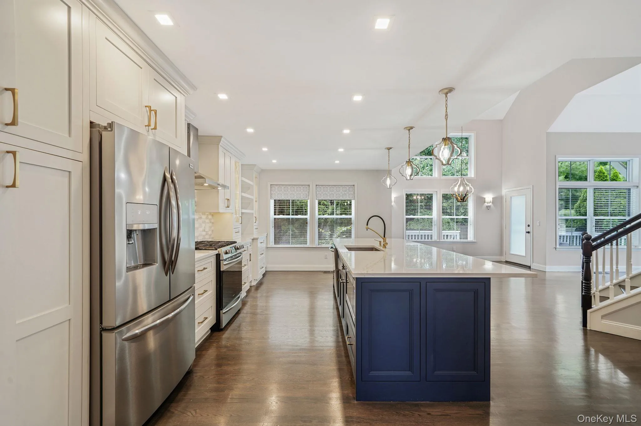 21 Vantage Court, Brookhaven, NY, 3 Bedrooms Bedrooms, 6 Rooms Rooms,3 BathroomsBathrooms,Residential,For Rent,Vantage,0,1011588 21 Vantage Court, Brookhaven, NY, 3 Bedrooms Bedrooms, 6 Rooms Rooms,3 BathroomsBathrooms,Residential,For Rent,Vantage,0,1011588