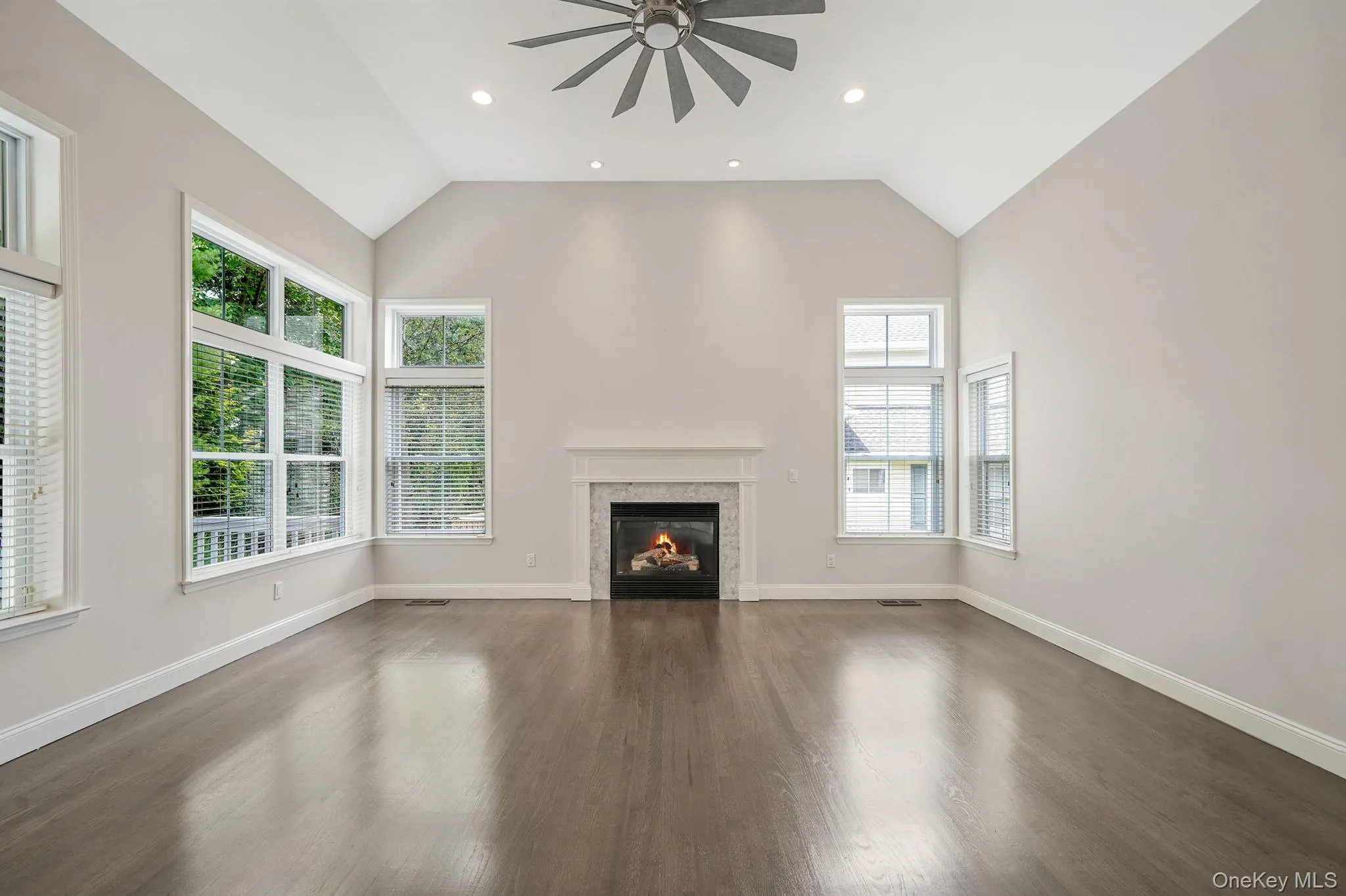 21 Vantage Court, Brookhaven, NY, 3 Bedrooms Bedrooms, 6 Rooms Rooms,3 BathroomsBathrooms,Residential,For Rent,Vantage,0,1011588 21 Vantage Court, Brookhaven, NY, 3 Bedrooms Bedrooms, 6 Rooms Rooms,3 BathroomsBathrooms,Residential,For Rent,Vantage,0,1011588