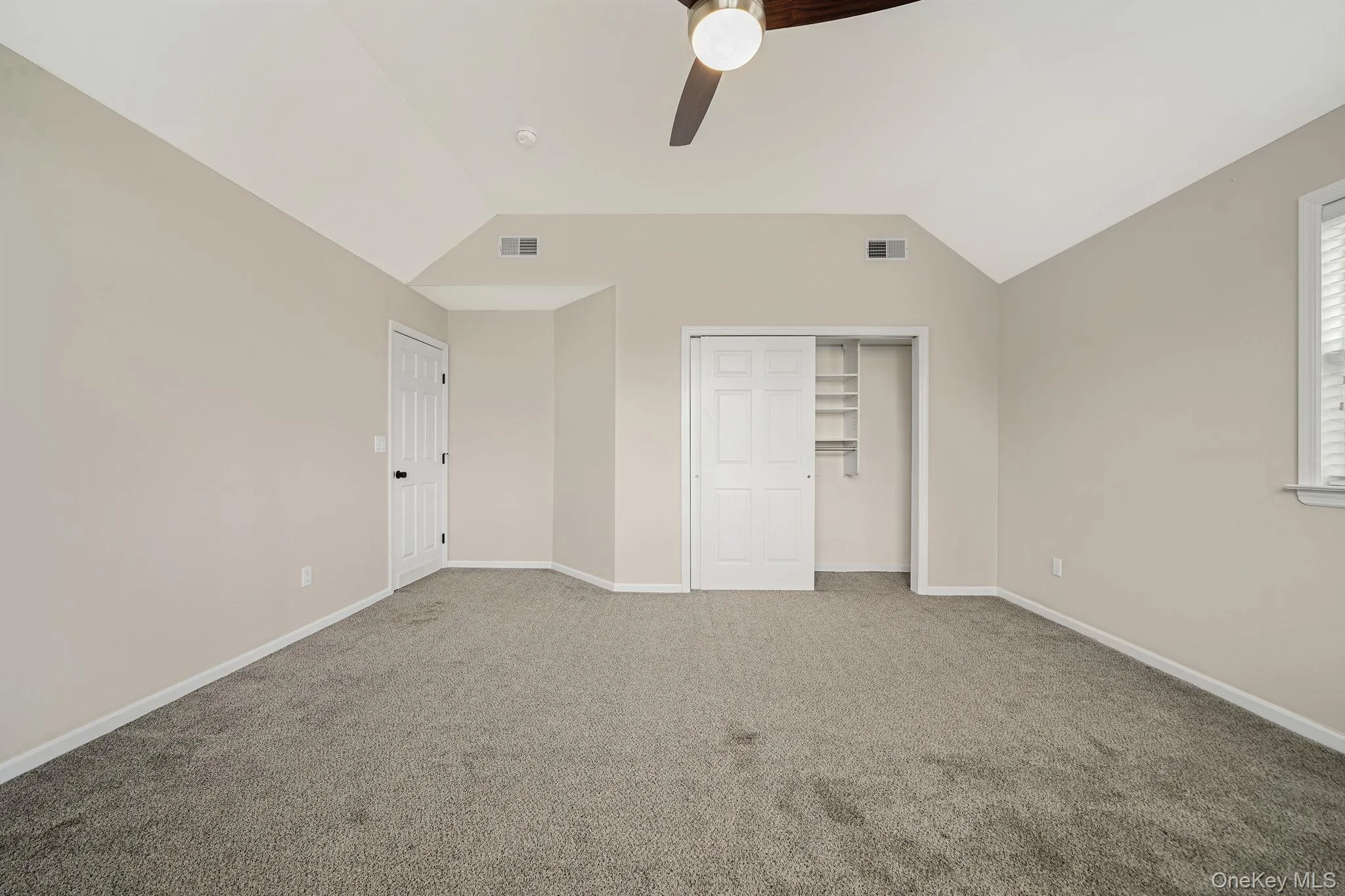 21 Vantage Court, Brookhaven, NY, 3 Bedrooms Bedrooms, 6 Rooms Rooms,3 BathroomsBathrooms,Residential,For Rent,Vantage,0,1011588 21 Vantage Court, Brookhaven, NY, 3 Bedrooms Bedrooms, 6 Rooms Rooms,3 BathroomsBathrooms,Residential,For Rent,Vantage,0,1011588
