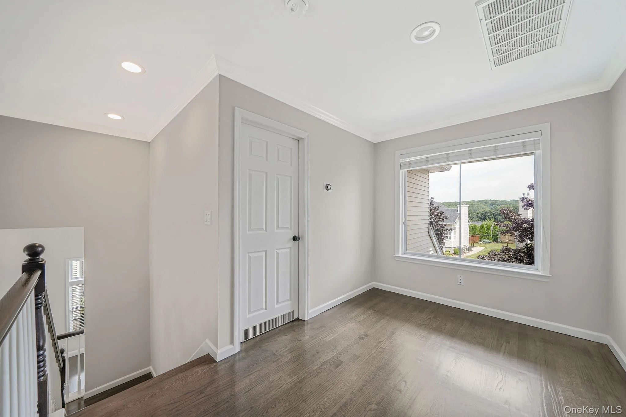 21 Vantage Court, Brookhaven, NY, 3 Bedrooms Bedrooms, 6 Rooms Rooms,3 BathroomsBathrooms,Residential,For Rent,Vantage,0,1011588 21 Vantage Court, Brookhaven, NY, 3 Bedrooms Bedrooms, 6 Rooms Rooms,3 BathroomsBathrooms,Residential,For Rent,Vantage,0,1011588