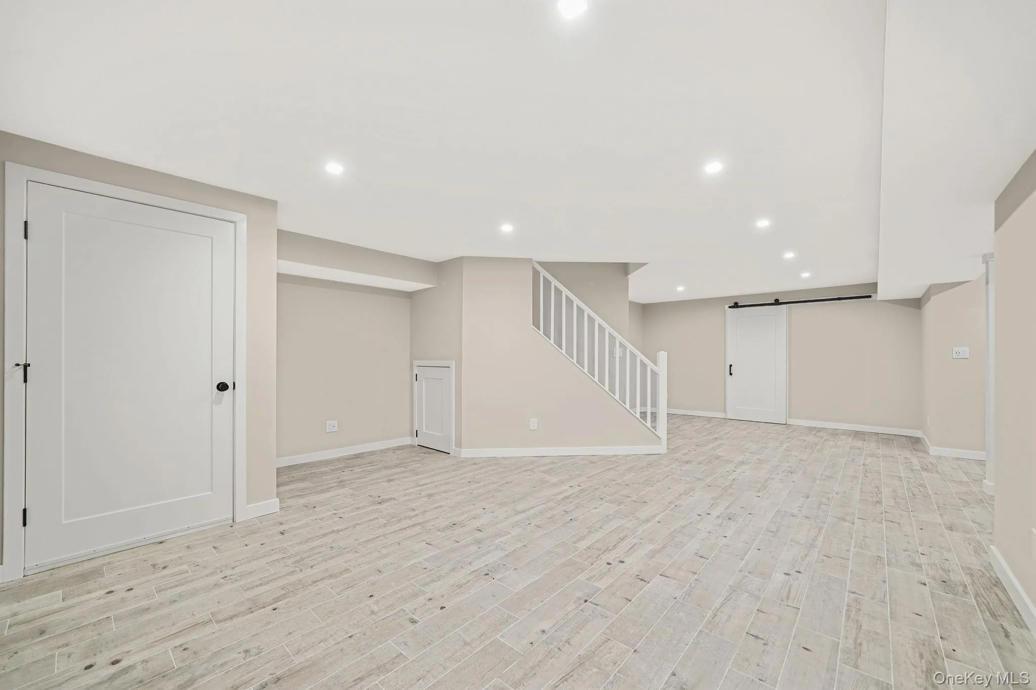 21 Vantage Court, Brookhaven, NY, 3 Bedrooms Bedrooms, 6 Rooms Rooms,3 BathroomsBathrooms,Residential,For Rent,Vantage,0,1011588 21 Vantage Court, Brookhaven, NY, 3 Bedrooms Bedrooms, 6 Rooms Rooms,3 BathroomsBathrooms,Residential,For Rent,Vantage,0,1011588