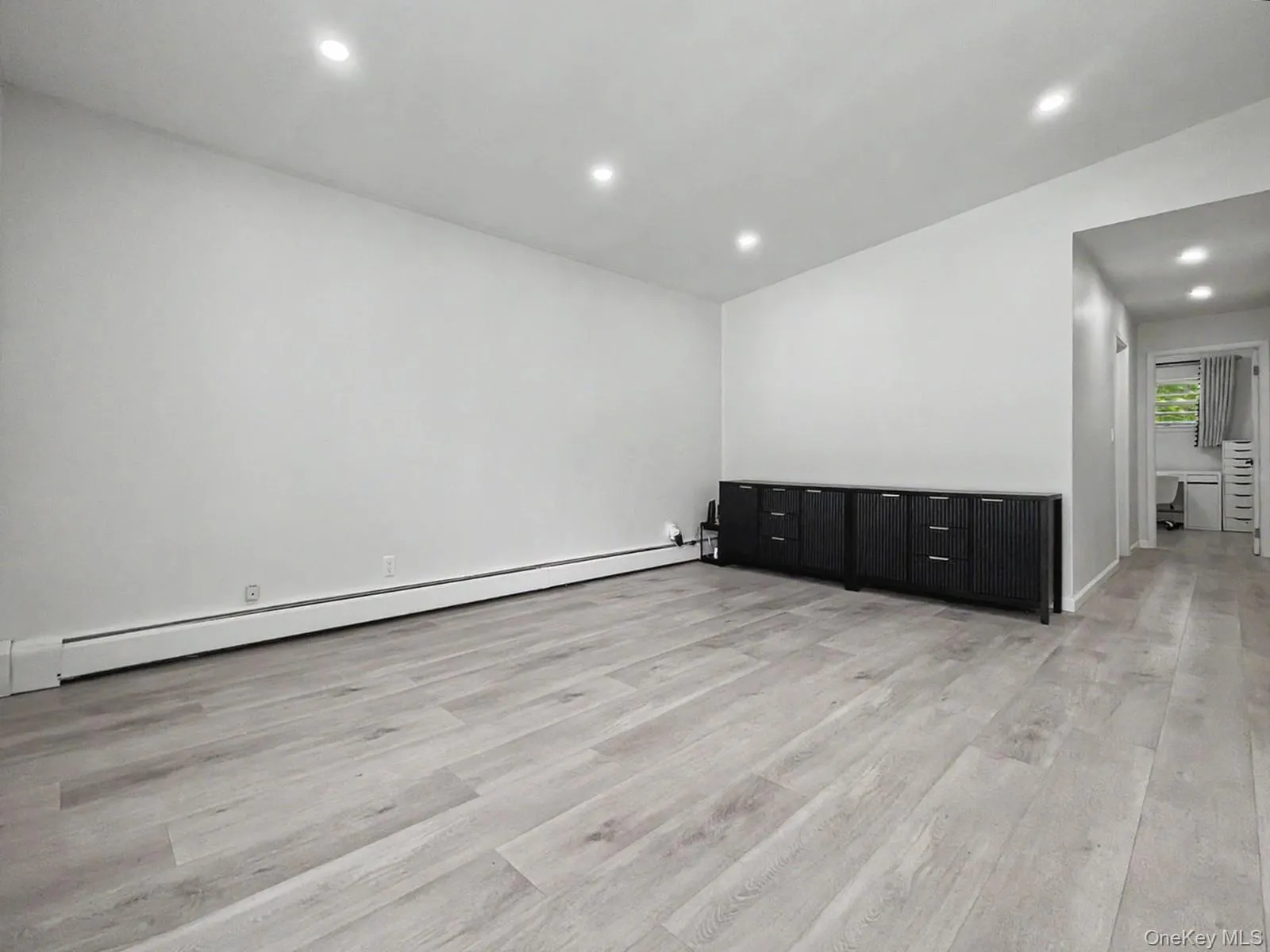 44 Straight Path, Thompson, NY, 3 Bedrooms Bedrooms, 6 Rooms Rooms,2 BathroomsBathrooms,Residential,For Rent,Straight,0,1011589 44 Straight Path, Thompson, NY, 3 Bedrooms Bedrooms, 6 Rooms Rooms,2 BathroomsBathrooms,Residential,For Rent,Straight,0,1011589