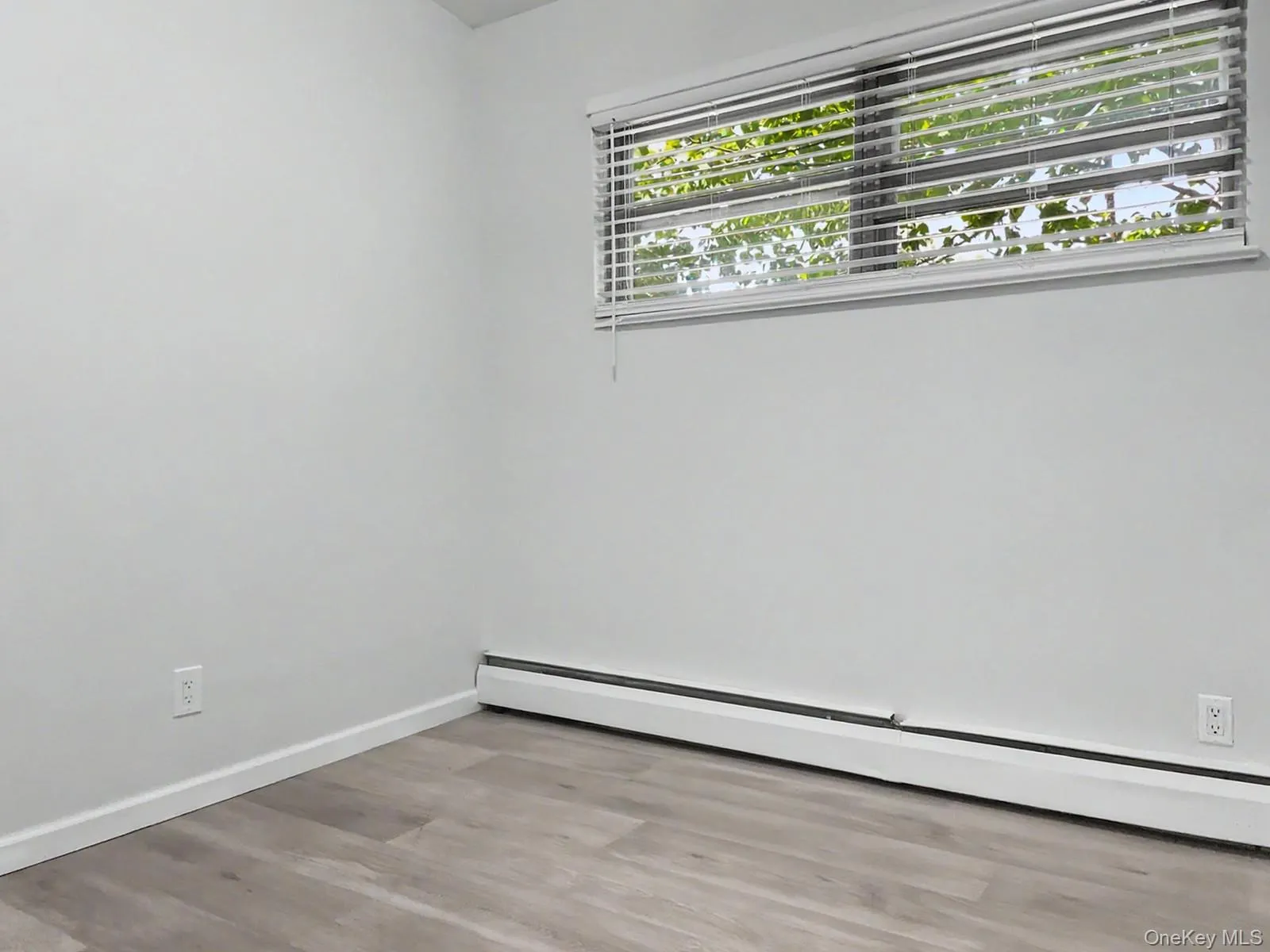 44 Straight Path, Thompson, NY, 3 Bedrooms Bedrooms, 6 Rooms Rooms,2 BathroomsBathrooms,Residential,For Rent,Straight,0,1011589 44 Straight Path, Thompson, NY, 3 Bedrooms Bedrooms, 6 Rooms Rooms,2 BathroomsBathrooms,Residential,For Rent,Straight,0,1011589