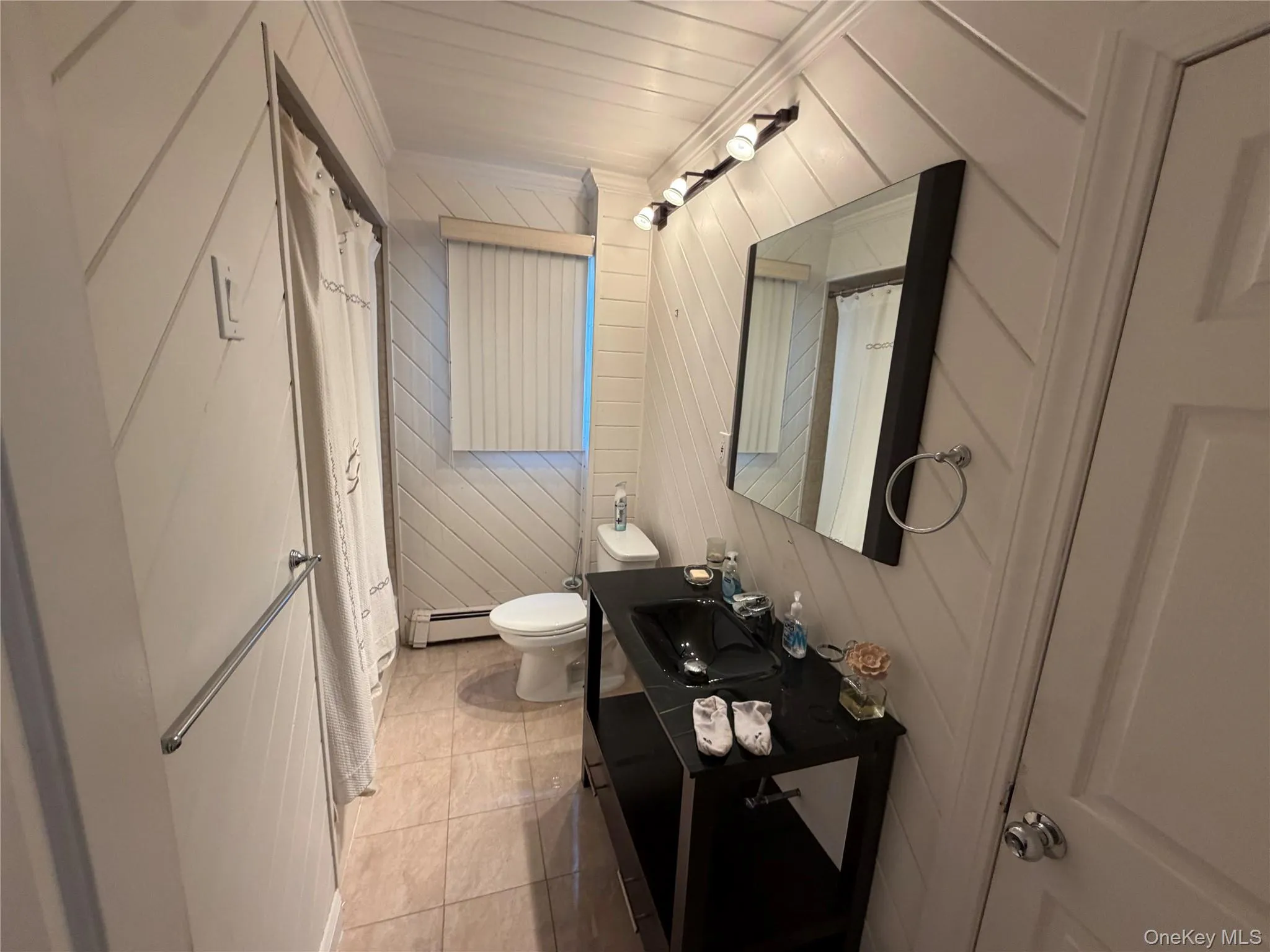 First Floor Bathroom First Floor Bathroom