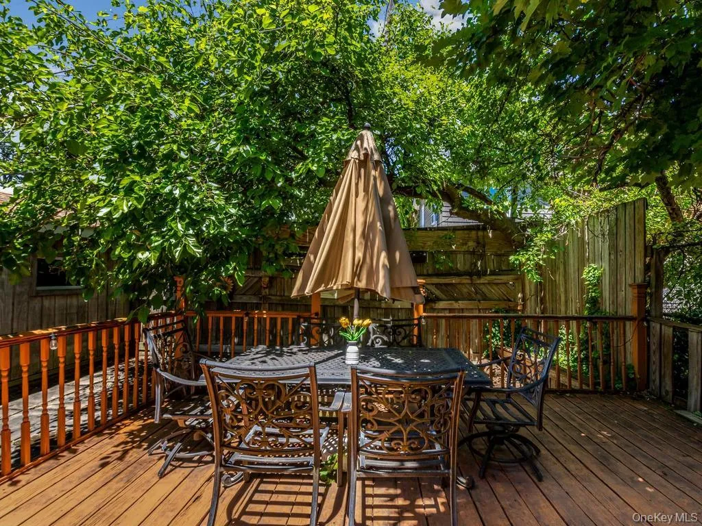 177 Carroll Street, New York, NY, 5 Bedrooms Bedrooms, 9 Rooms Rooms,2 BathroomsBathrooms,Residential,For Rent,Carroll,0,1011592 177 Carroll Street, New York, NY, 5 Bedrooms Bedrooms, 9 Rooms Rooms,2 BathroomsBathrooms,Residential,For Rent,Carroll,0,1011592