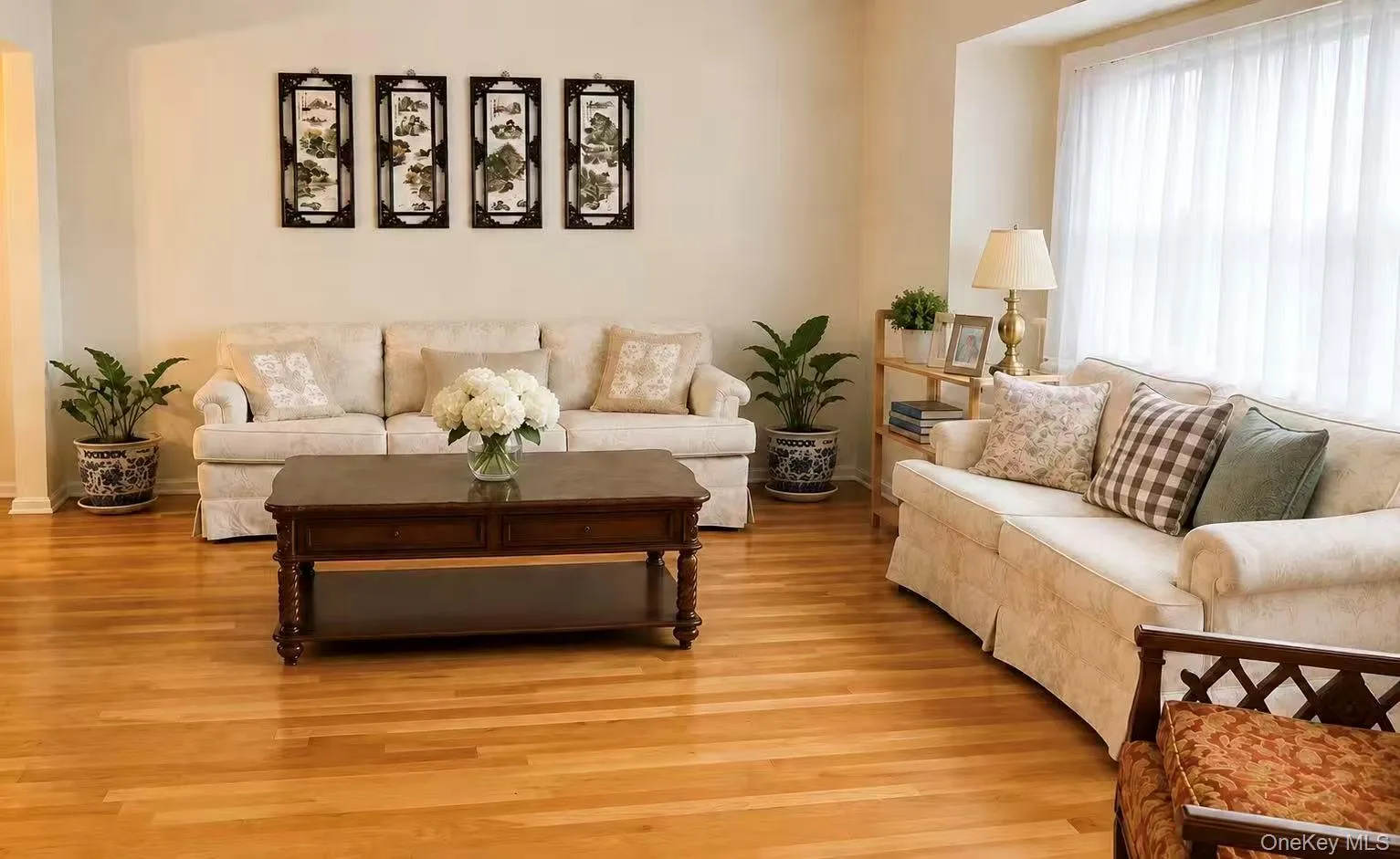 25 Reed Lane, North Hempstead, NY, 3 Bedrooms Bedrooms, 6 Rooms Rooms,2 BathroomsBathrooms,Residential,For Rent,Reed,0,1011593 25 Reed Lane, North Hempstead, NY, 3 Bedrooms Bedrooms, 6 Rooms Rooms,2 BathroomsBathrooms,Residential,For Rent,Reed,0,1011593