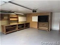 25 Reed Lane, North Hempstead, NY, 3 Bedrooms Bedrooms, 6 Rooms Rooms,2 BathroomsBathrooms,Residential,For Rent,Reed,0,1011593 25 Reed Lane, North Hempstead, NY, 3 Bedrooms Bedrooms, 6 Rooms Rooms,2 BathroomsBathrooms,Residential,For Rent,Reed,0,1011593