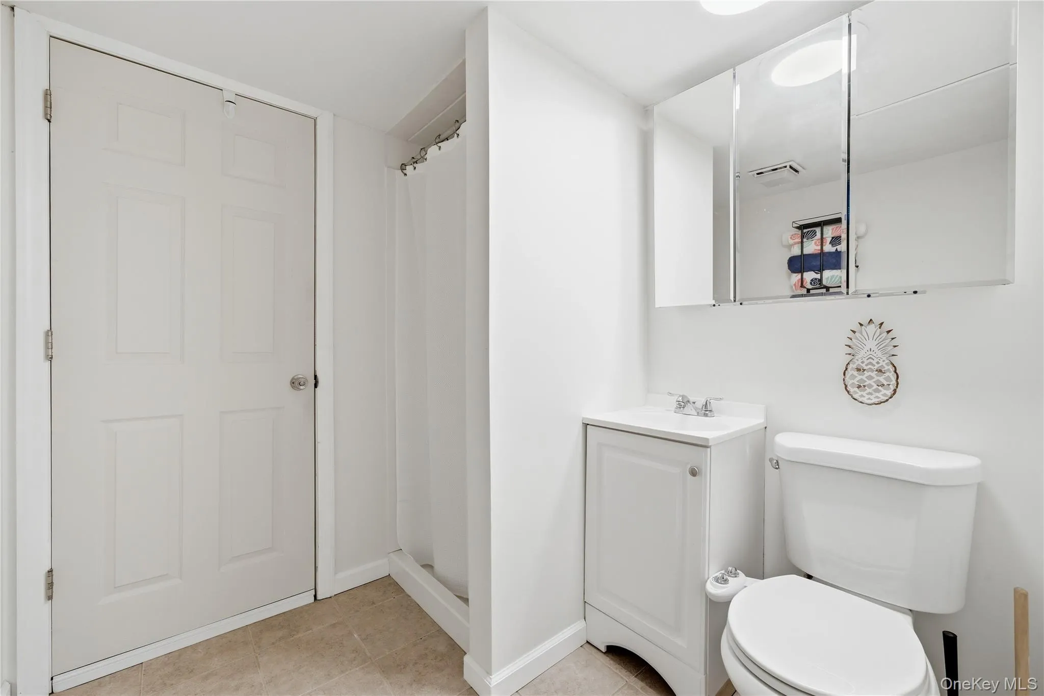 107 Shore Road, Babylon, NY, 2 Bedrooms Bedrooms, 8 Rooms Rooms,2 BathroomsBathrooms,Residential,For Rent,Shore,0,1011597 107 Shore Road, Babylon, NY, 2 Bedrooms Bedrooms, 8 Rooms Rooms,2 BathroomsBathrooms,Residential,For Rent,Shore,0,1011597