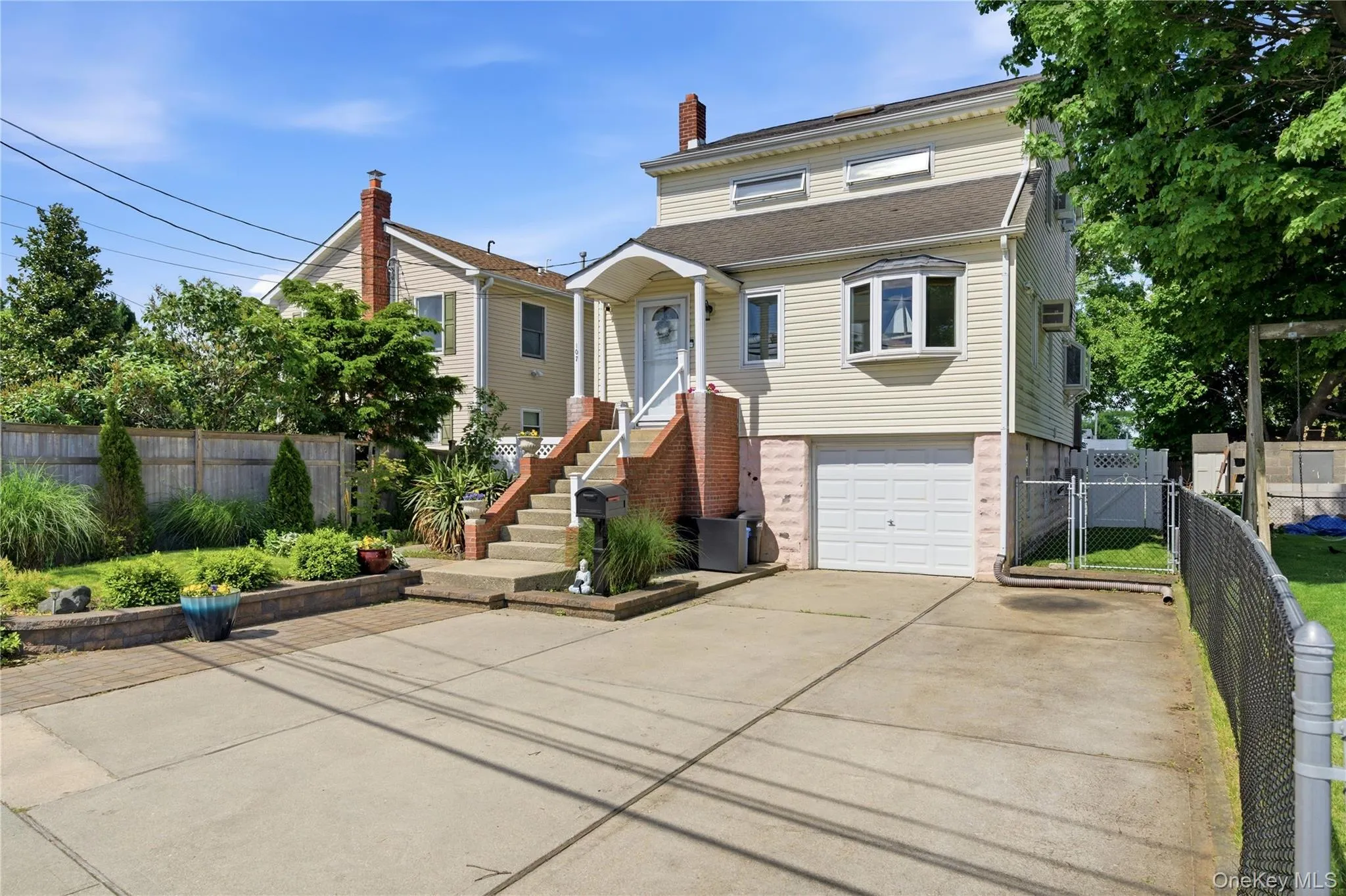 107 Shore Road, Babylon, NY, 2 Bedrooms Bedrooms, 8 Rooms Rooms,2 BathroomsBathrooms,Residential,For Rent,Shore,0,1011597 107 Shore Road, Babylon, NY, 2 Bedrooms Bedrooms, 8 Rooms Rooms,2 BathroomsBathrooms,Residential,For Rent,Shore,0,1011597