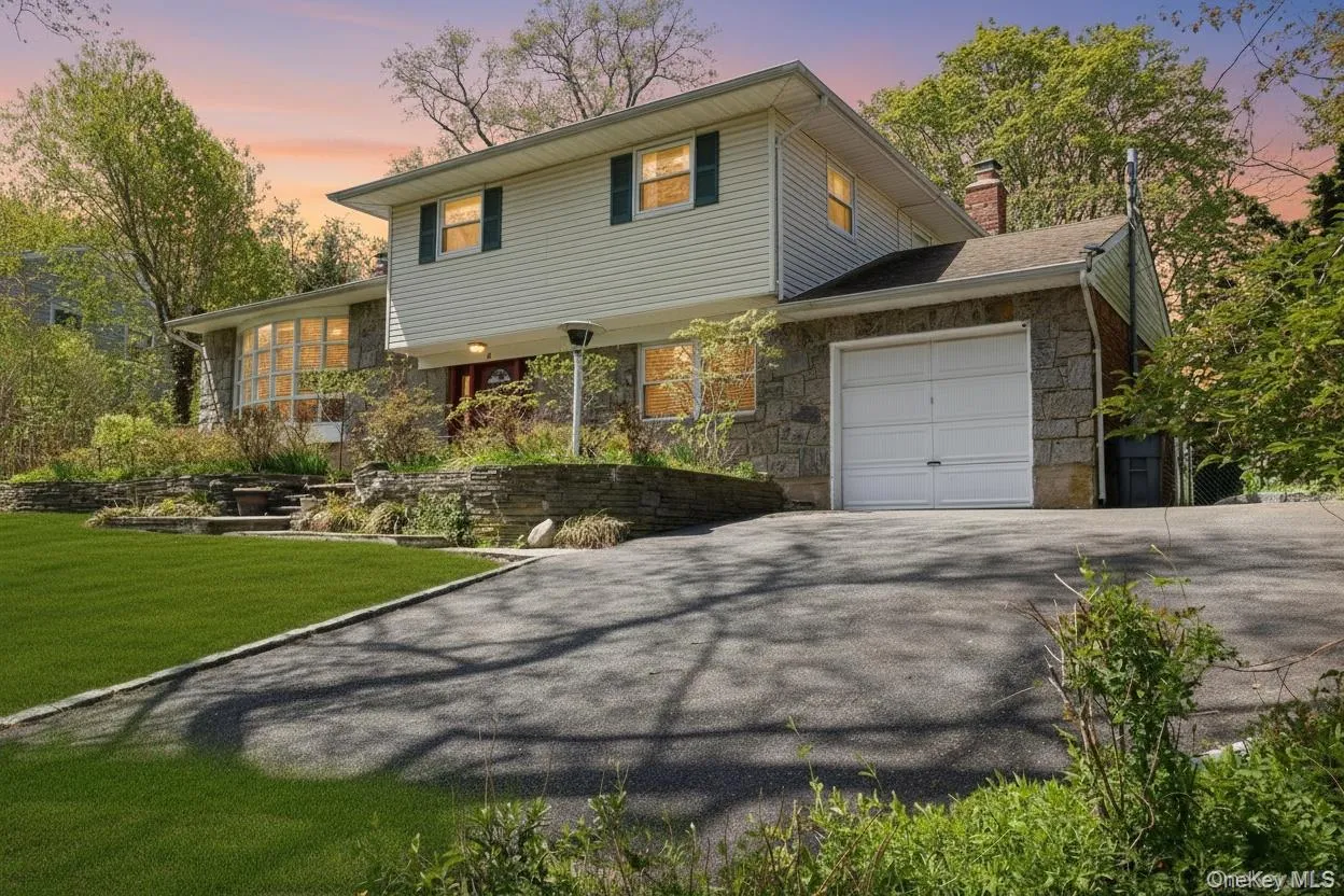 5 Highpoint Drive, Huntington, NY, 4 Bedrooms Bedrooms, 8 Rooms Rooms,2 BathroomsBathrooms,Residential,For Rent,Highpoint,0,1011600 5 Highpoint Drive, Huntington, NY, 4 Bedrooms Bedrooms, 8 Rooms Rooms,2 BathroomsBathrooms,Residential,For Rent,Highpoint,0,1011600