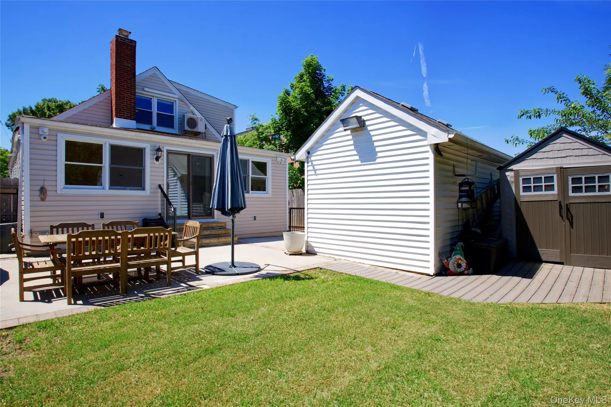 50 Albertson Place, North Hempstead, NY, 3 Bedrooms Bedrooms, 6 Rooms Rooms,2 BathroomsBathrooms,Residential Lease,For Rent,Albertson,0,1011603 50 Albertson Place, North Hempstead, NY, 3 Bedrooms Bedrooms, 6 Rooms Rooms,2 BathroomsBathrooms,Residential Lease,For Rent,Albertson,0,1011603