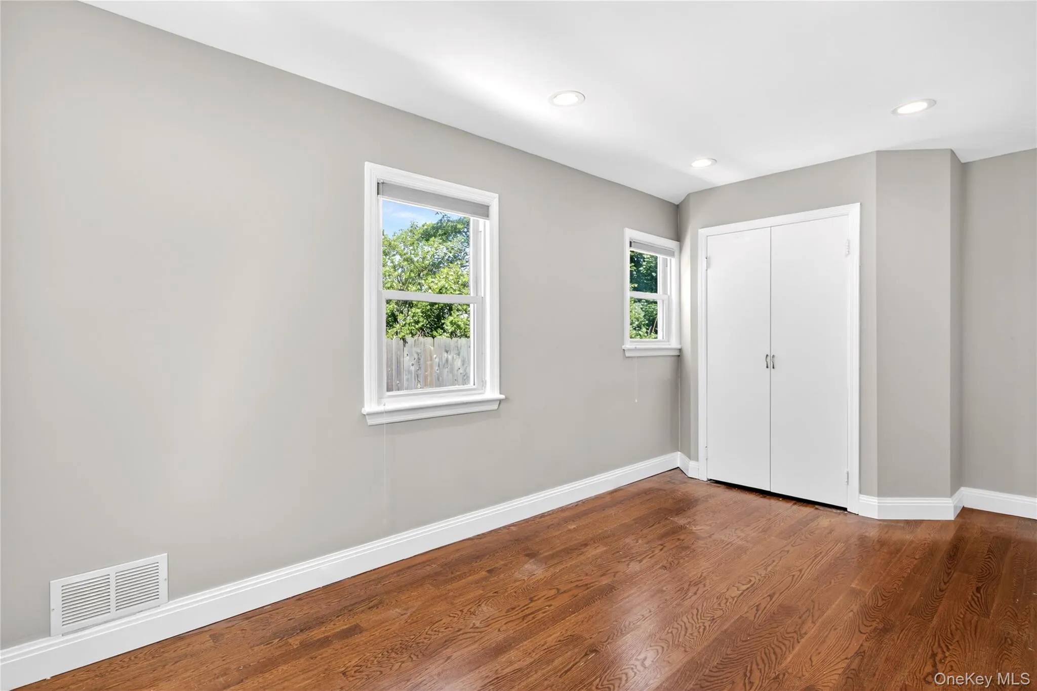 50 Albertson Place, North Hempstead, NY, 3 Bedrooms Bedrooms, 6 Rooms Rooms,2 BathroomsBathrooms,Residential Lease,For Rent,Albertson,0,1011603 50 Albertson Place, North Hempstead, NY, 3 Bedrooms Bedrooms, 6 Rooms Rooms,2 BathroomsBathrooms,Residential Lease,For Rent,Albertson,0,1011603