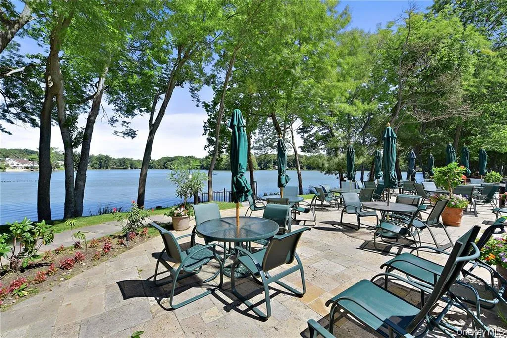 Lakeside Patio area Lakeside Patio area