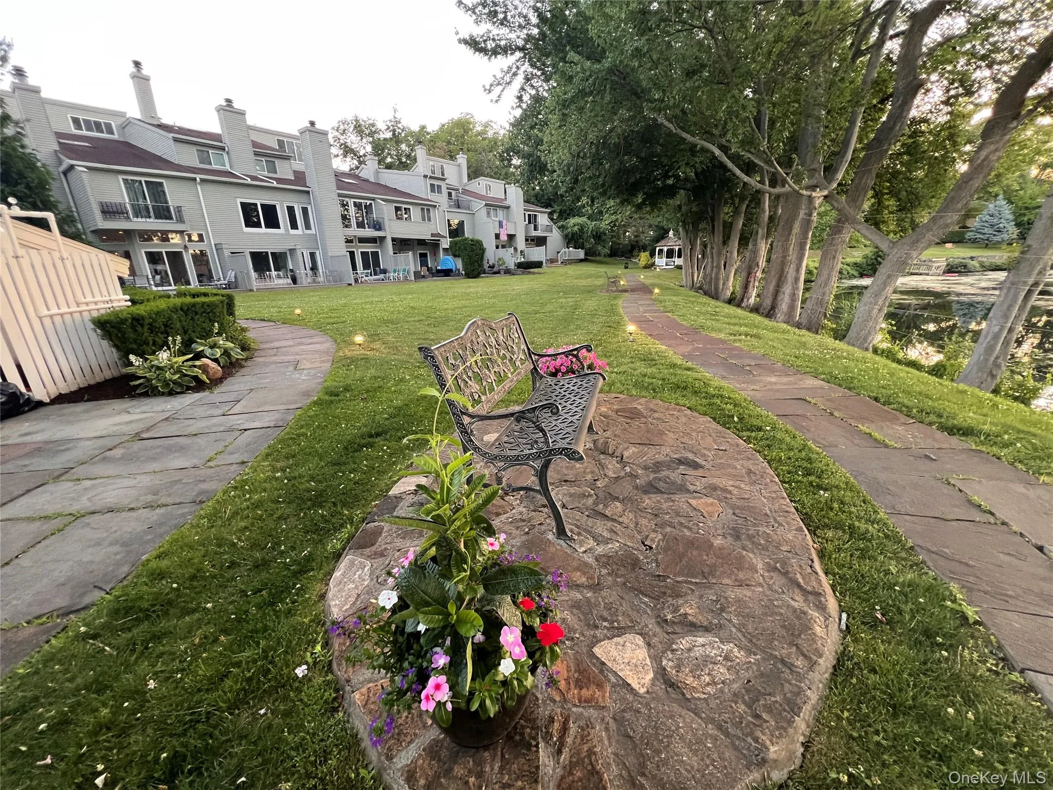 40 Waterside Close, Eastchester, NY, 2 Bedrooms Bedrooms, 5 Rooms Rooms,2 BathroomsBathrooms,Residential,For Rent,Waterside,0,1011607 40 Waterside Close, Eastchester, NY, 2 Bedrooms Bedrooms, 5 Rooms Rooms,2 BathroomsBathrooms,Residential,For Rent,Waterside,0,1011607