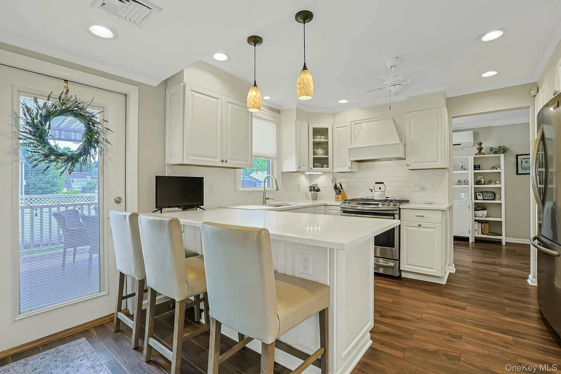 20 Knox Road, Eastchester, NY, 3 Bedrooms Bedrooms, 7 Rooms Rooms,2 BathroomsBathrooms,Residential,For Rent,Knox,0,1011613 20 Knox Road, Eastchester, NY, 3 Bedrooms Bedrooms, 7 Rooms Rooms,2 BathroomsBathrooms,Residential,For Rent,Knox,0,1011613