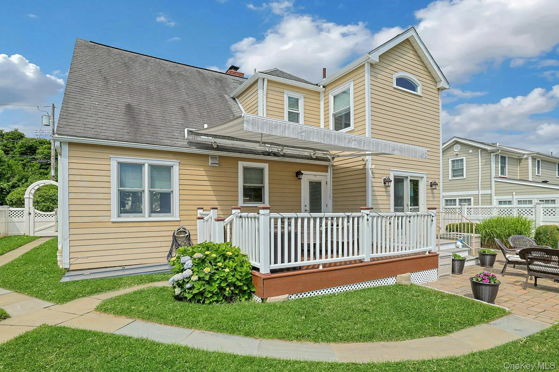 20 Knox Road, Eastchester, NY, 3 Bedrooms Bedrooms, 7 Rooms Rooms,2 BathroomsBathrooms,Residential,For Rent,Knox,0,1011613 20 Knox Road, Eastchester, NY, 3 Bedrooms Bedrooms, 7 Rooms Rooms,2 BathroomsBathrooms,Residential,For Rent,Knox,0,1011613