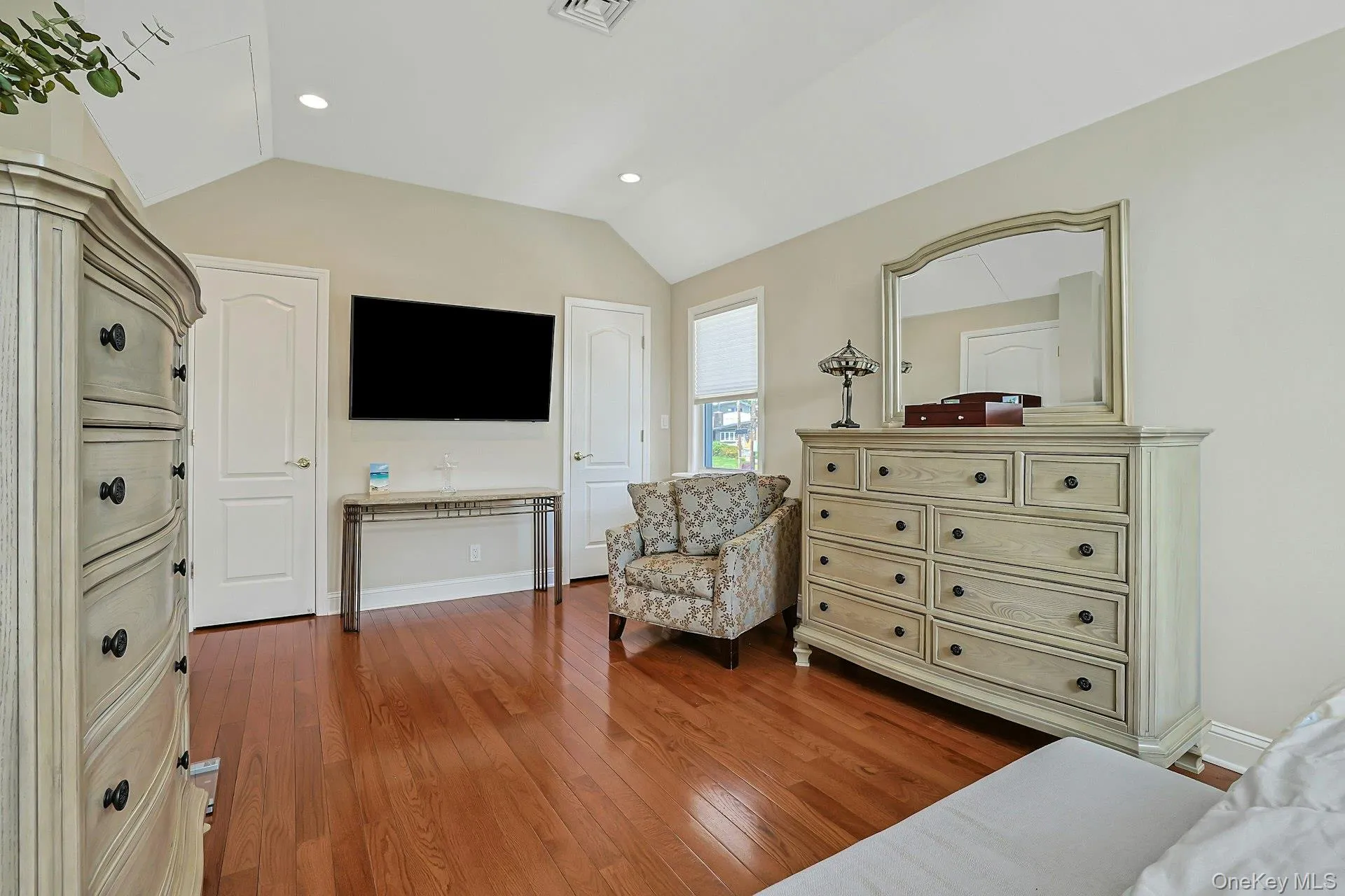 20 Knox Road, Eastchester, NY, 3 Bedrooms Bedrooms, 7 Rooms Rooms,2 BathroomsBathrooms,Residential,For Rent,Knox,0,1011613 20 Knox Road, Eastchester, NY, 3 Bedrooms Bedrooms, 7 Rooms Rooms,2 BathroomsBathrooms,Residential,For Rent,Knox,0,1011613