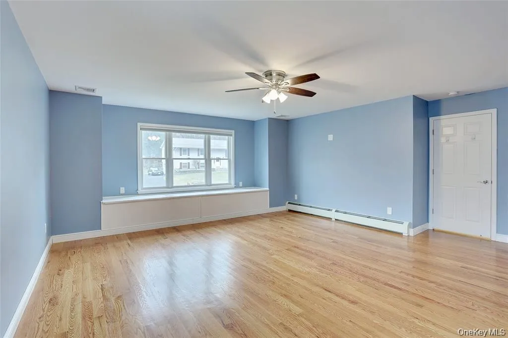 6 Hemlock Lane, Haverstraw, NY, 5 Bedrooms Bedrooms, 10 Rooms Rooms,3 BathroomsBathrooms,Residential,For Rent,Hemlock,0,1011617 6 Hemlock Lane, Haverstraw, NY, 5 Bedrooms Bedrooms, 10 Rooms Rooms,3 BathroomsBathrooms,Residential,For Rent,Hemlock,0,1011617