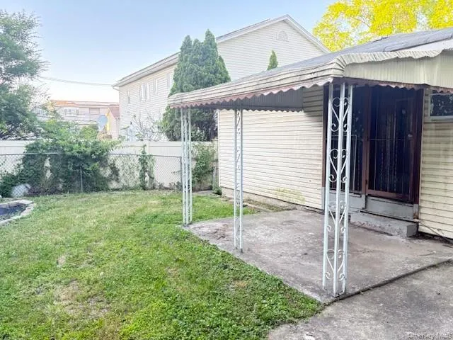 157 Hendrickson Avenue, Hempstead, NY, 3 Bedrooms Bedrooms, 6 Rooms Rooms,1 BathroomBathrooms,Residential,For Rent,Hendrickson,0,1011618 157 Hendrickson Avenue, Hempstead, NY, 3 Bedrooms Bedrooms, 6 Rooms Rooms,1 BathroomBathrooms,Residential,For Rent,Hendrickson,0,1011618