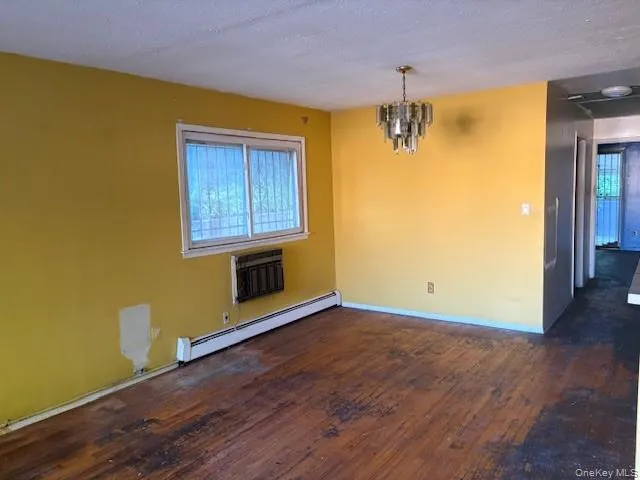 157 Hendrickson Avenue, Hempstead, NY, 3 Bedrooms Bedrooms, 6 Rooms Rooms,1 BathroomBathrooms,Residential,For Rent,Hendrickson,0,1011618 157 Hendrickson Avenue, Hempstead, NY, 3 Bedrooms Bedrooms, 6 Rooms Rooms,1 BathroomBathrooms,Residential,For Rent,Hendrickson,0,1011618