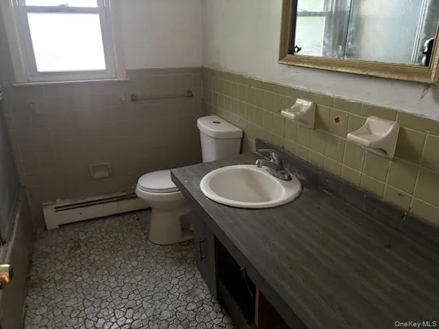157 Hendrickson Avenue, Hempstead, NY, 3 Bedrooms Bedrooms, 6 Rooms Rooms,1 BathroomBathrooms,Residential,For Rent,Hendrickson,0,1011618 157 Hendrickson Avenue, Hempstead, NY, 3 Bedrooms Bedrooms, 6 Rooms Rooms,1 BathroomBathrooms,Residential,For Rent,Hendrickson,0,1011618