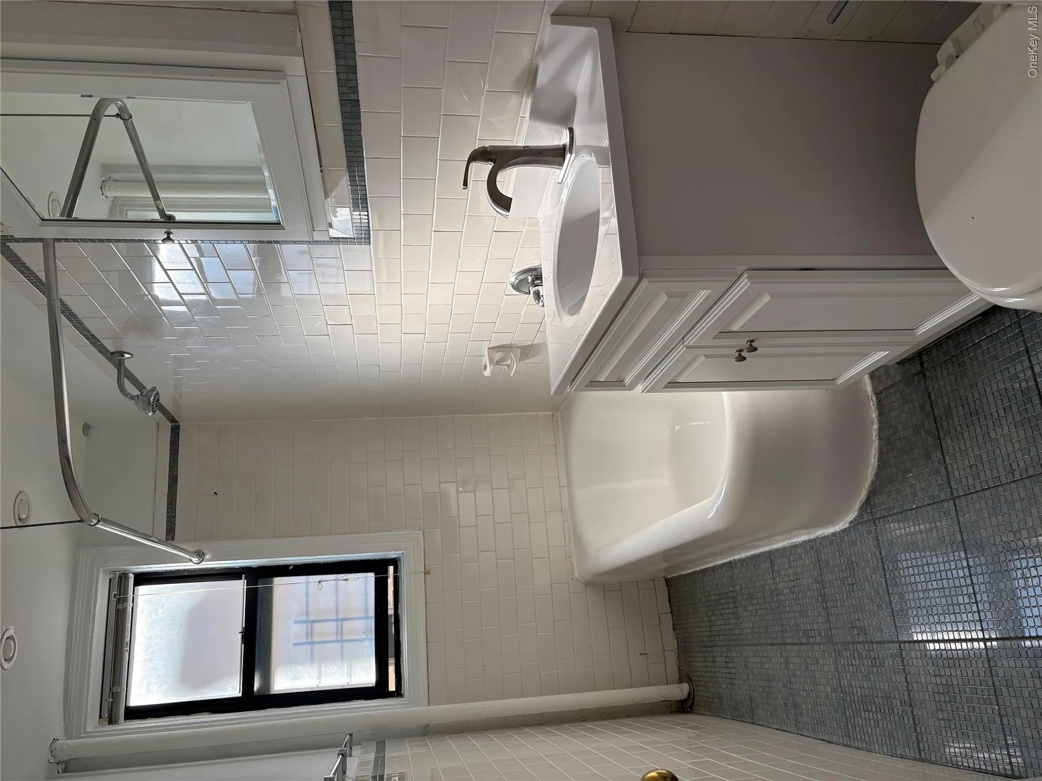 5005 43rd Avenue, New York, NY, 1 Bedroom Bedrooms, 3 Rooms Rooms,1 BathroomBathrooms,Residential Lease,For Rent,43rd,0,1011623 5005 43rd Avenue, New York, NY, 1 Bedroom Bedrooms, 3 Rooms Rooms,1 BathroomBathrooms,Residential Lease,For Rent,43rd,0,1011623