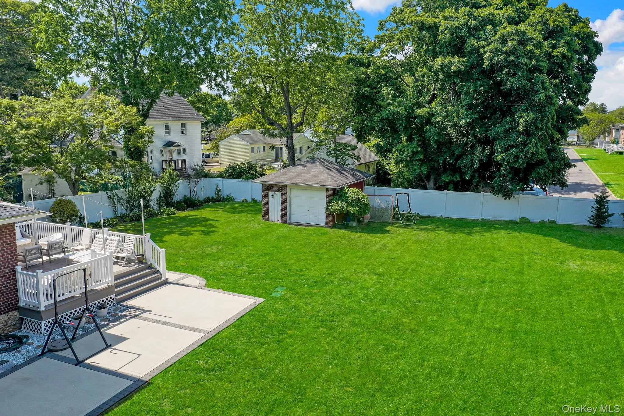 147 Locust Avenue, Babylon, NY, 4 Bedrooms Bedrooms, 9 Rooms Rooms,2 BathroomsBathrooms,Residential,For Rent,Locust,0,1011625 147 Locust Avenue, Babylon, NY, 4 Bedrooms Bedrooms, 9 Rooms Rooms,2 BathroomsBathrooms,Residential,For Rent,Locust,0,1011625