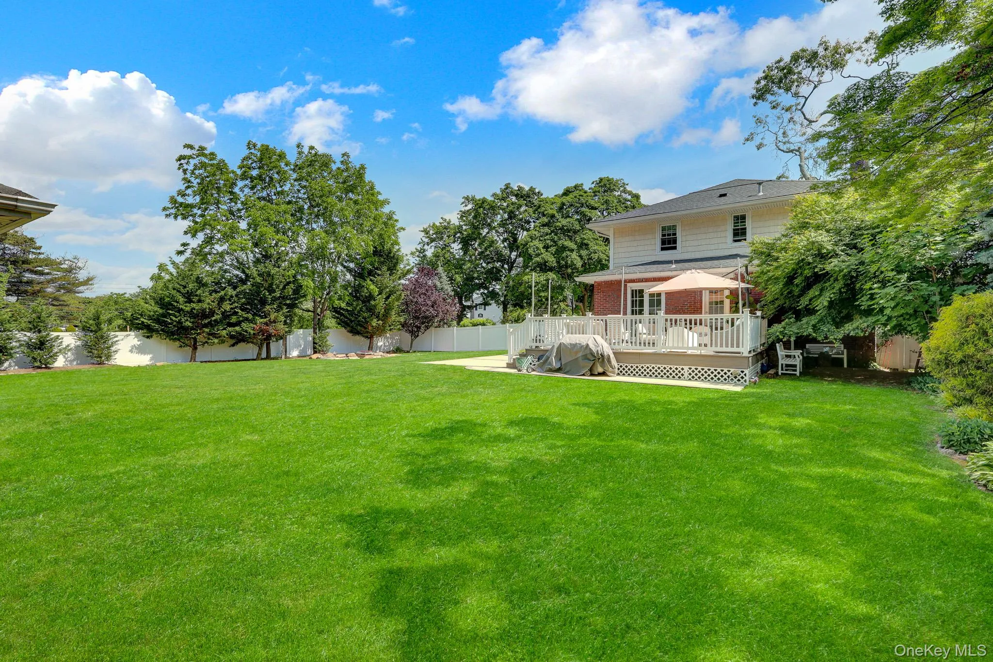 147 Locust Avenue, Babylon, NY, 4 Bedrooms Bedrooms, 9 Rooms Rooms,2 BathroomsBathrooms,Residential,For Rent,Locust,0,1011625 147 Locust Avenue, Babylon, NY, 4 Bedrooms Bedrooms, 9 Rooms Rooms,2 BathroomsBathrooms,Residential,For Rent,Locust,0,1011625