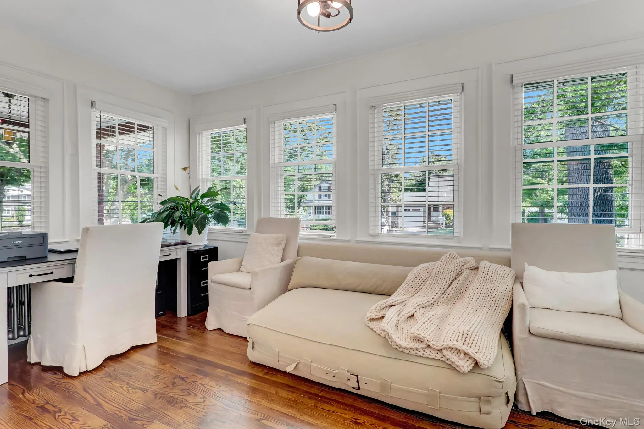 147 Locust Avenue, Babylon, NY, 4 Bedrooms Bedrooms, 9 Rooms Rooms,2 BathroomsBathrooms,Residential,For Rent,Locust,0,1011625 147 Locust Avenue, Babylon, NY, 4 Bedrooms Bedrooms, 9 Rooms Rooms,2 BathroomsBathrooms,Residential,For Rent,Locust,0,1011625