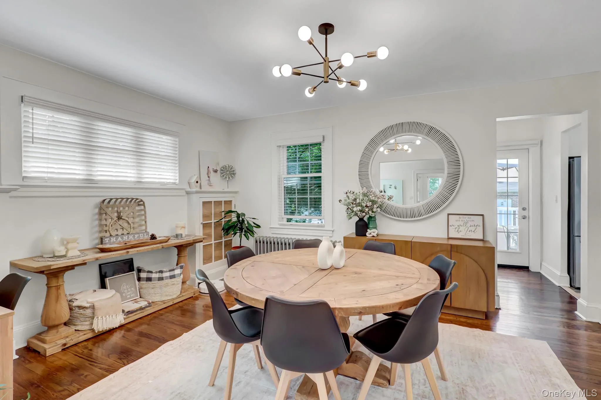 147 Locust Avenue, Babylon, NY, 4 Bedrooms Bedrooms, 9 Rooms Rooms,2 BathroomsBathrooms,Residential,For Rent,Locust,0,1011625 147 Locust Avenue, Babylon, NY, 4 Bedrooms Bedrooms, 9 Rooms Rooms,2 BathroomsBathrooms,Residential,For Rent,Locust,0,1011625