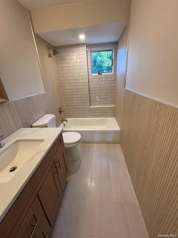 35 Adams Avenue, Oyster Bay, NY, 4 Bedrooms Bedrooms, 8 Rooms Rooms,2 BathroomsBathrooms,Residential,For Rent,Adams,0,1011626 35 Adams Avenue, Oyster Bay, NY, 4 Bedrooms Bedrooms, 8 Rooms Rooms,2 BathroomsBathrooms,Residential,For Rent,Adams,0,1011626