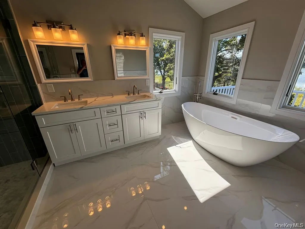 35 Adams Avenue, Oyster Bay, NY, 4 Bedrooms Bedrooms, 8 Rooms Rooms,2 BathroomsBathrooms,Residential,For Rent,Adams,0,1011626 35 Adams Avenue, Oyster Bay, NY, 4 Bedrooms Bedrooms, 8 Rooms Rooms,2 BathroomsBathrooms,Residential,For Rent,Adams,0,1011626