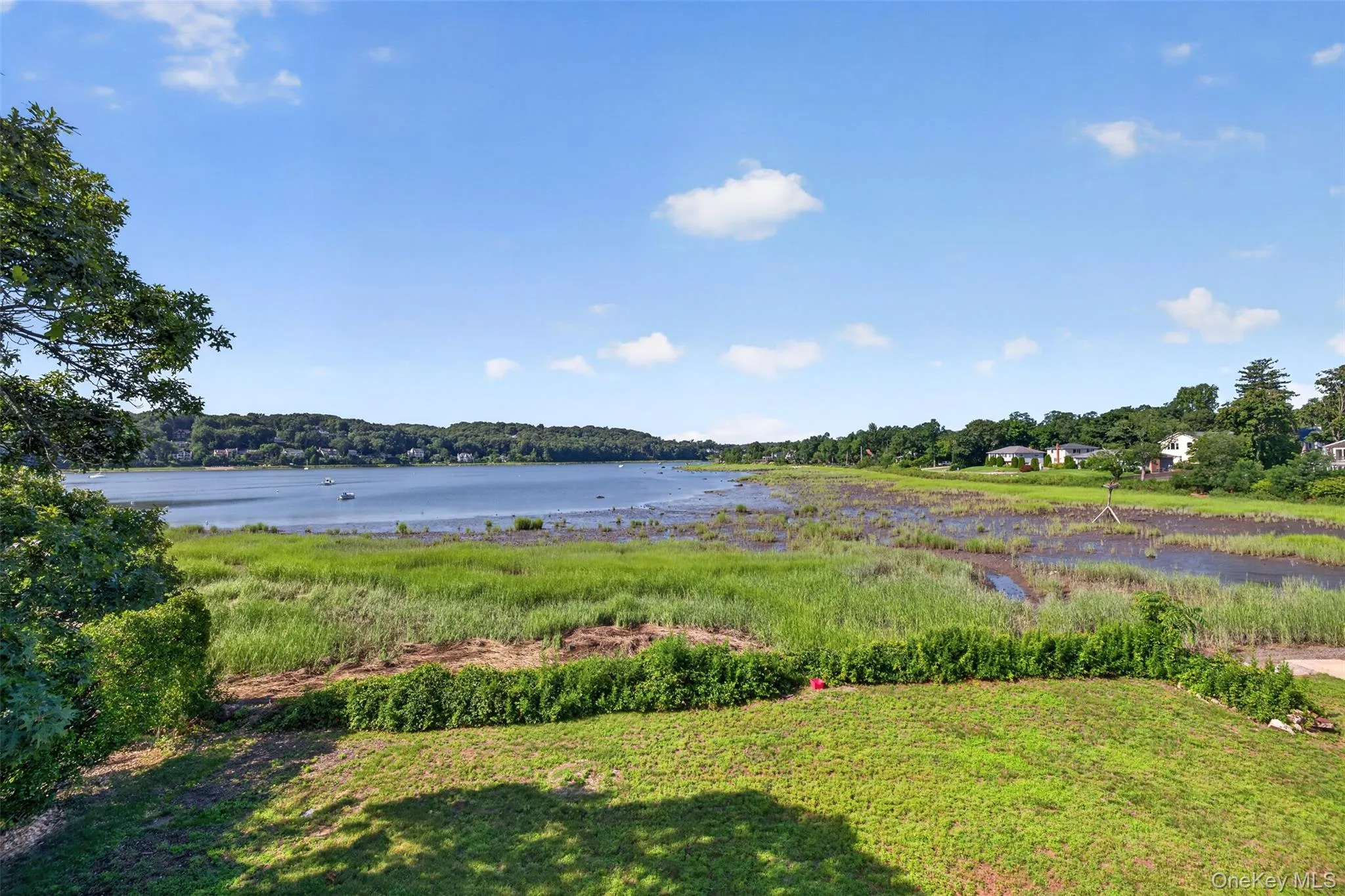35 Adams Avenue, Oyster Bay, NY, 4 Bedrooms Bedrooms, 8 Rooms Rooms,2 BathroomsBathrooms,Residential,For Rent,Adams,0,1011626 35 Adams Avenue, Oyster Bay, NY, 4 Bedrooms Bedrooms, 8 Rooms Rooms,2 BathroomsBathrooms,Residential,For Rent,Adams,0,1011626
