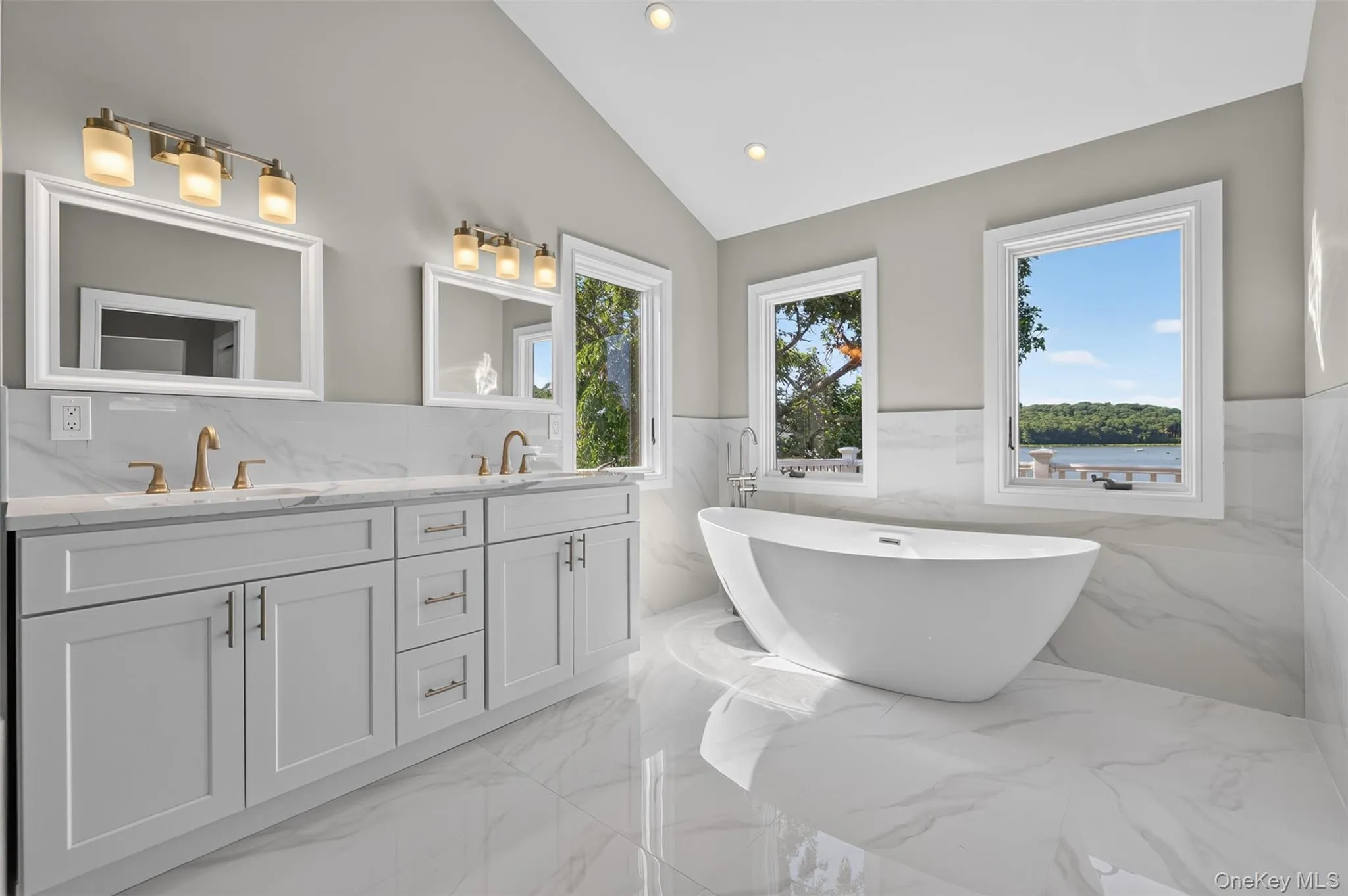 35 Adams Avenue, Oyster Bay, NY, 4 Bedrooms Bedrooms, 8 Rooms Rooms,2 BathroomsBathrooms,Residential,For Rent,Adams,0,1011626 35 Adams Avenue, Oyster Bay, NY, 4 Bedrooms Bedrooms, 8 Rooms Rooms,2 BathroomsBathrooms,Residential,For Rent,Adams,0,1011626